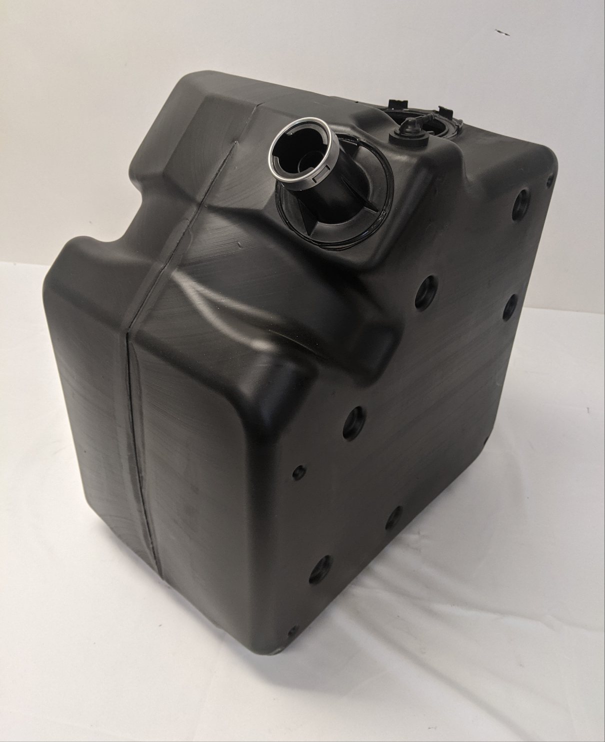 Freightliner RH 23 Gallon Standard Fill DEF Tank - P/N A04-34274-007