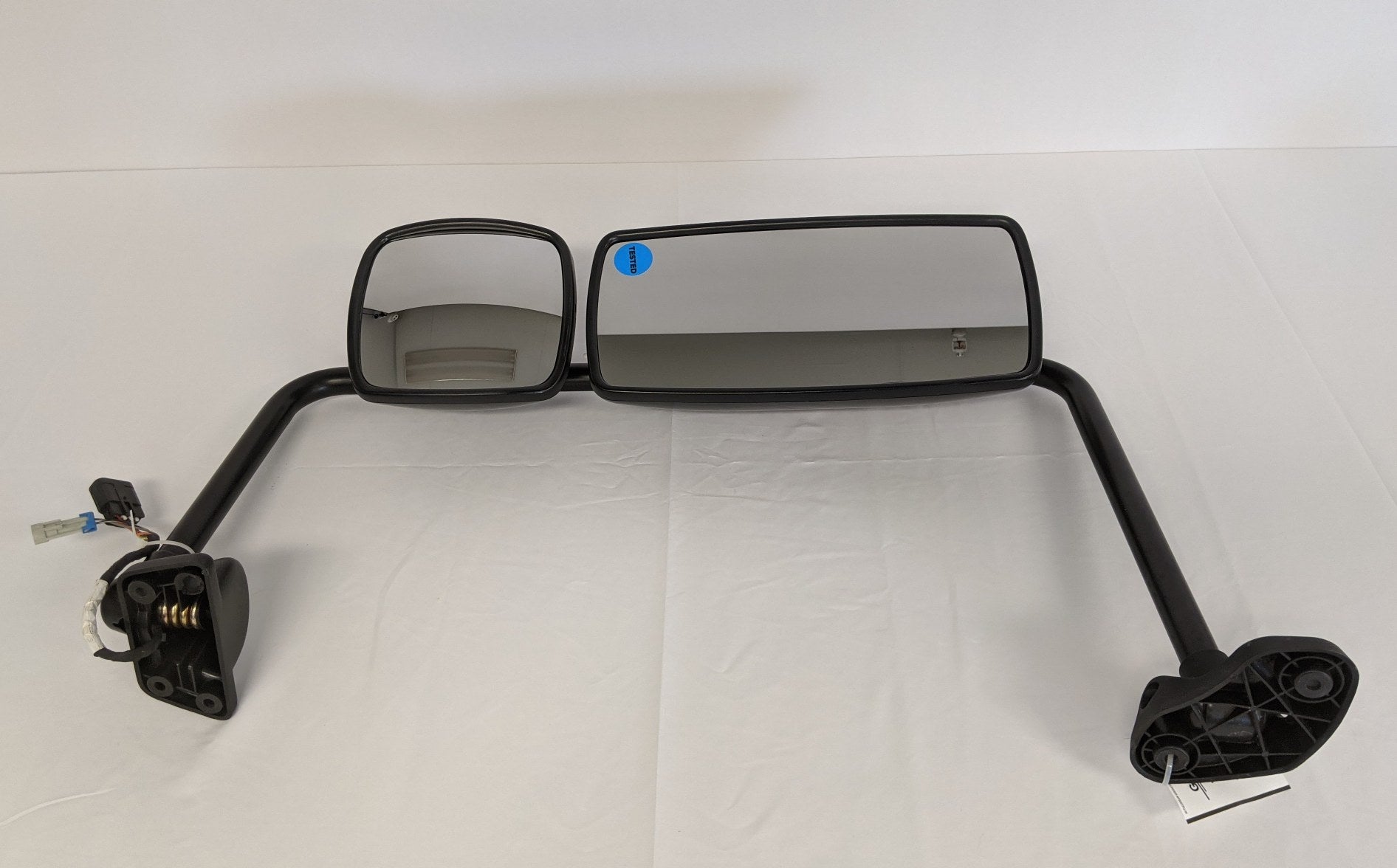 *Broken Mounts* Freightliner M2 LH Cummins Black Mirror - P/N A22-74243-062 (9913565643068)