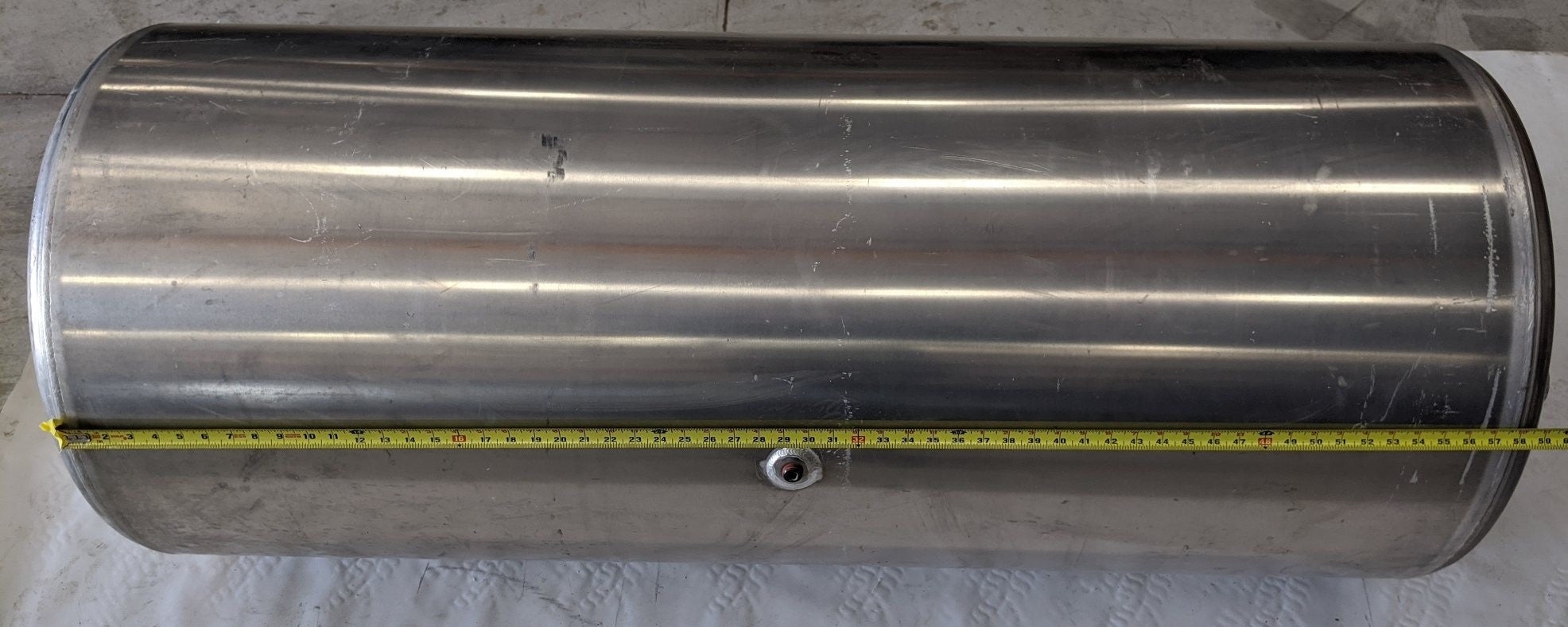 Bottom Feed 120 Gal. 25" Diameter 58" Long Aluminum Blank Fuel Tank w/ Cap (10028451955004)