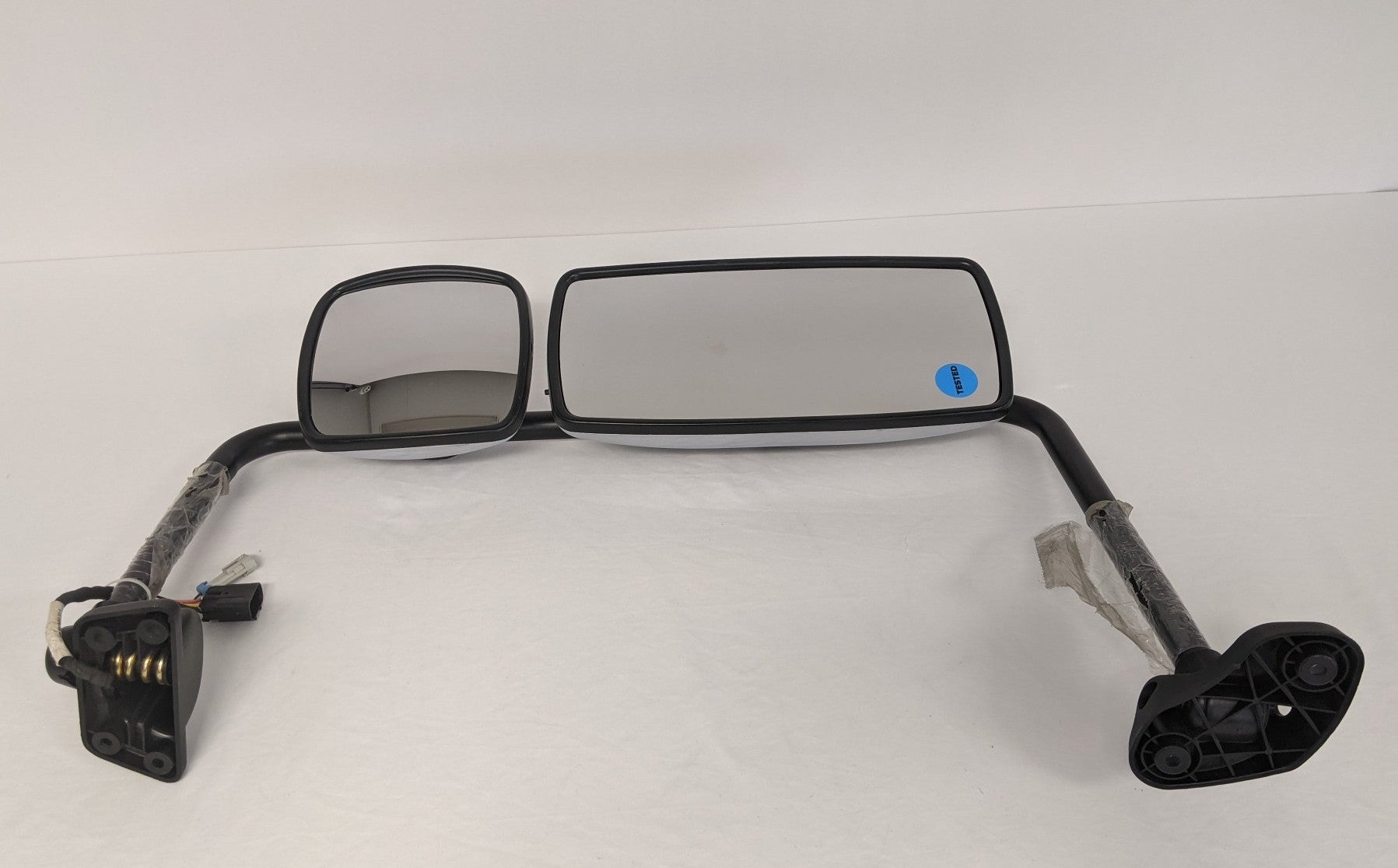 Used Freightliner M2 LH Heated Chrome Mirror Assy - P/N A22-74243-035 (5016718966870)