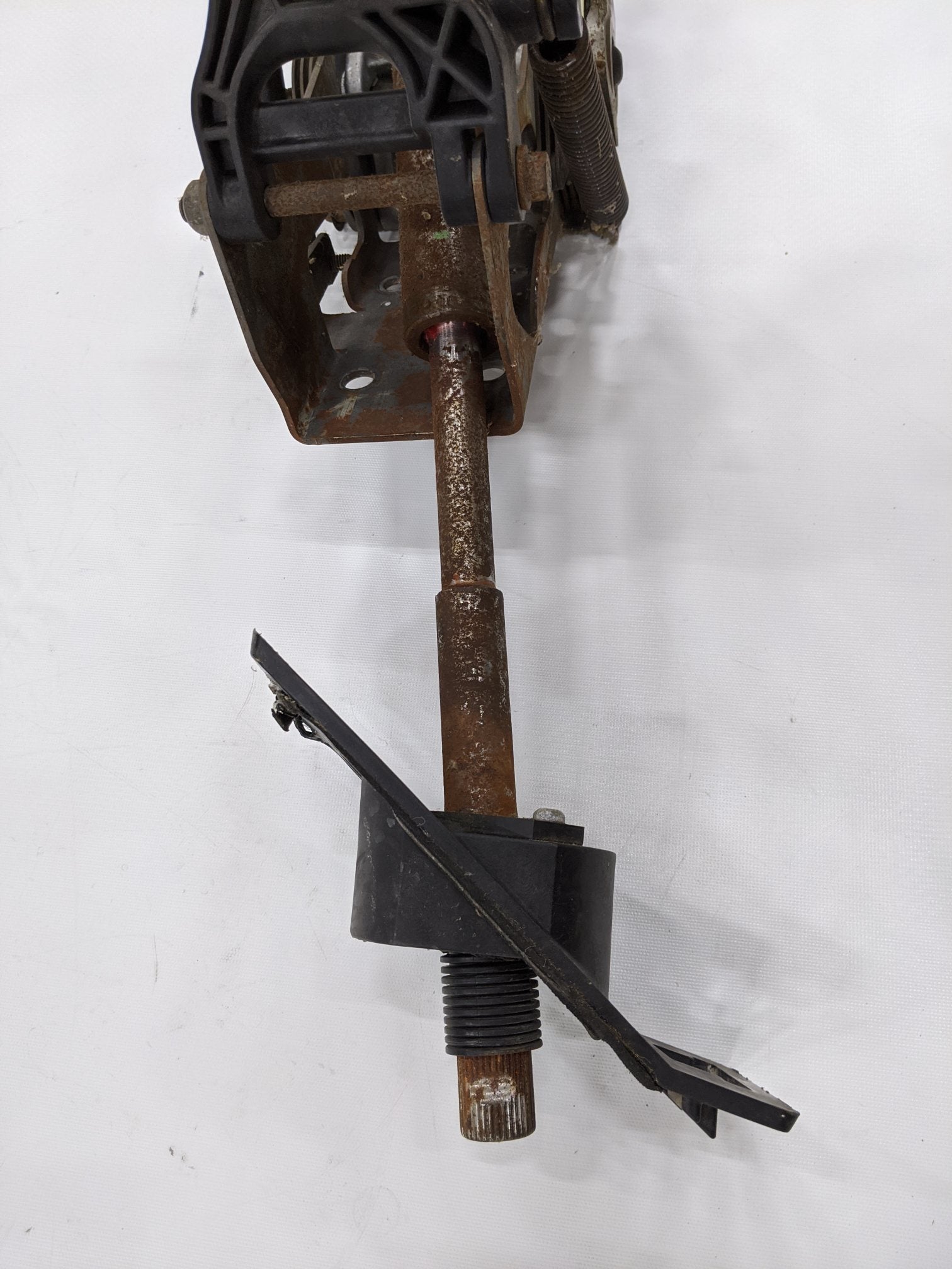 Used Freightliner Cascadia P3 Adjustable Steering Column -- P/N A14-17703-000 (9923555655996)