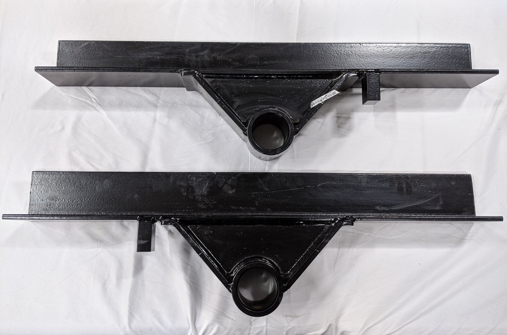 *LH & RH Set* Stationary Fifth Wheel Inboard Angle Mounting Brackets - P/N AM8G (9892607033660)