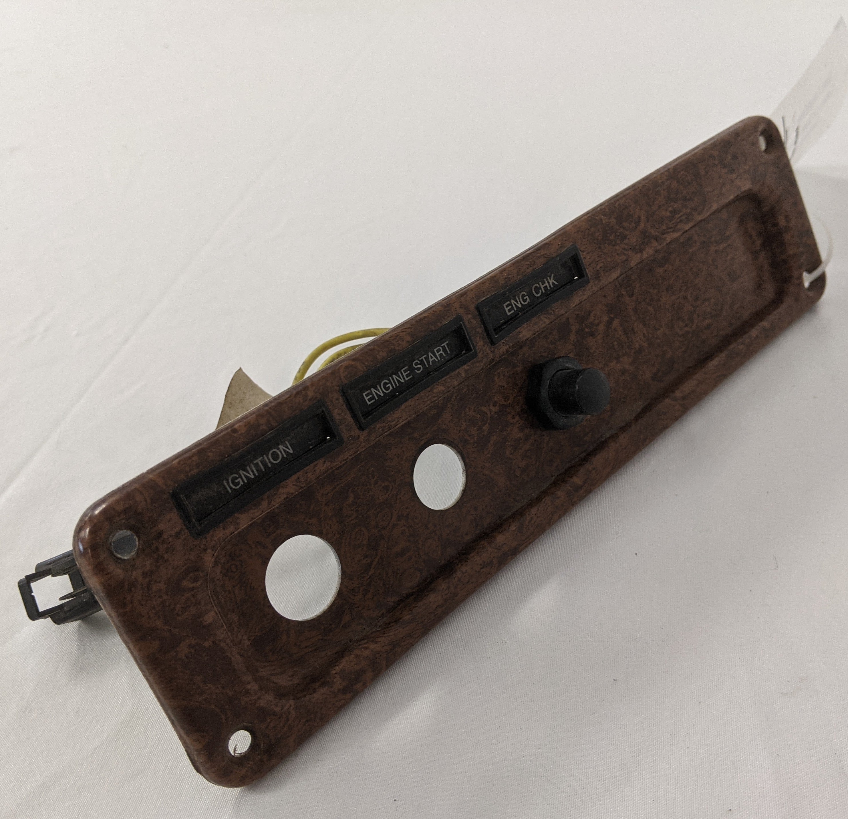 Used Freightliner FLD Classic LH Dash Ignition Switch Panel -P/N 22-51855-000 (9997351289148)