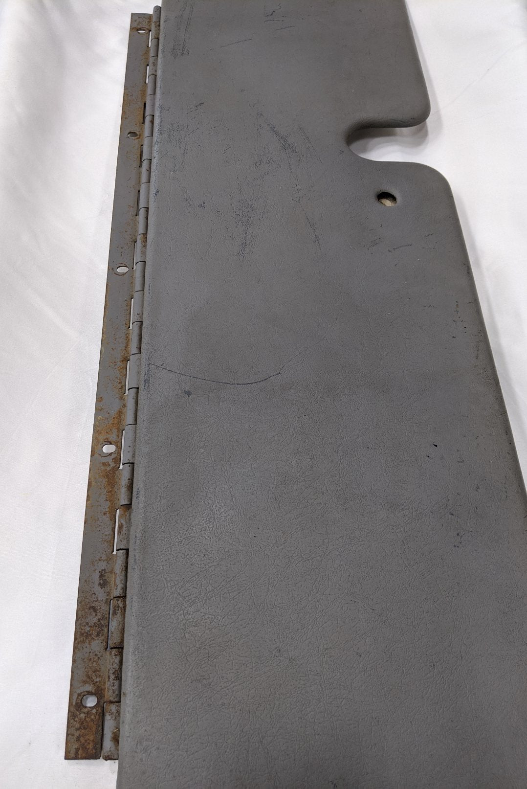 Used Freightliner Columbia RH B-Pillar Electrical Access Door -P/N A18-33784-001 (10090916675900)