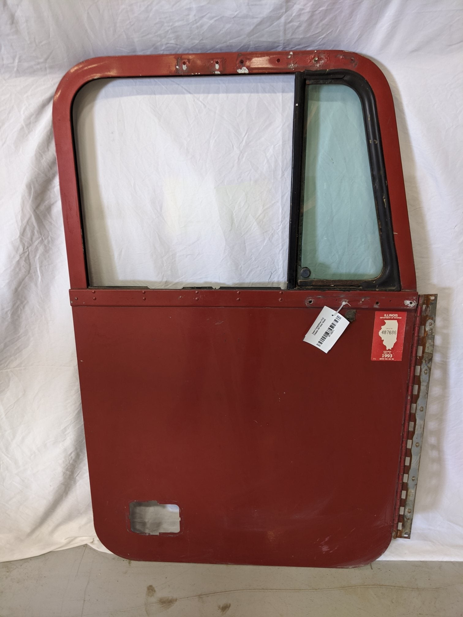 Used Freightliner FLD Classic RH Passenger Door Shell (10028456968508)