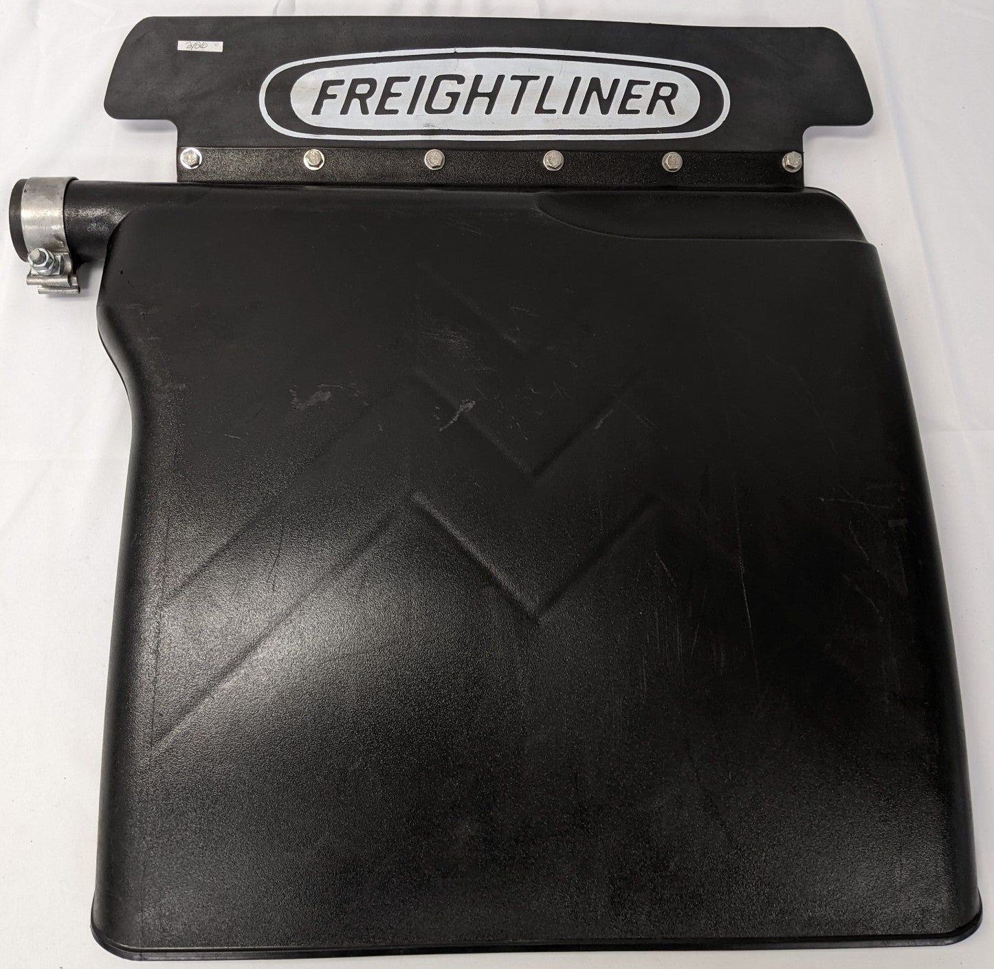 Damaged Freightliner Rear LH Quarter Fender Assembly w/ Logo -P/N A22-58858-002