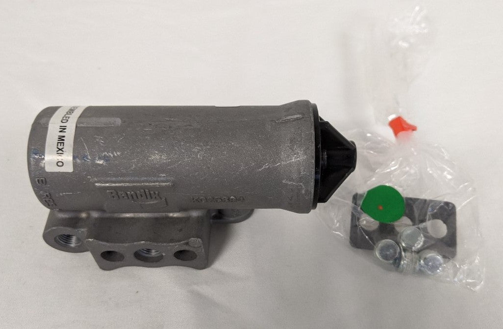 Bendix D2 Adjustable Air Brake Governor - P/N BW 275707 (9037058015548)