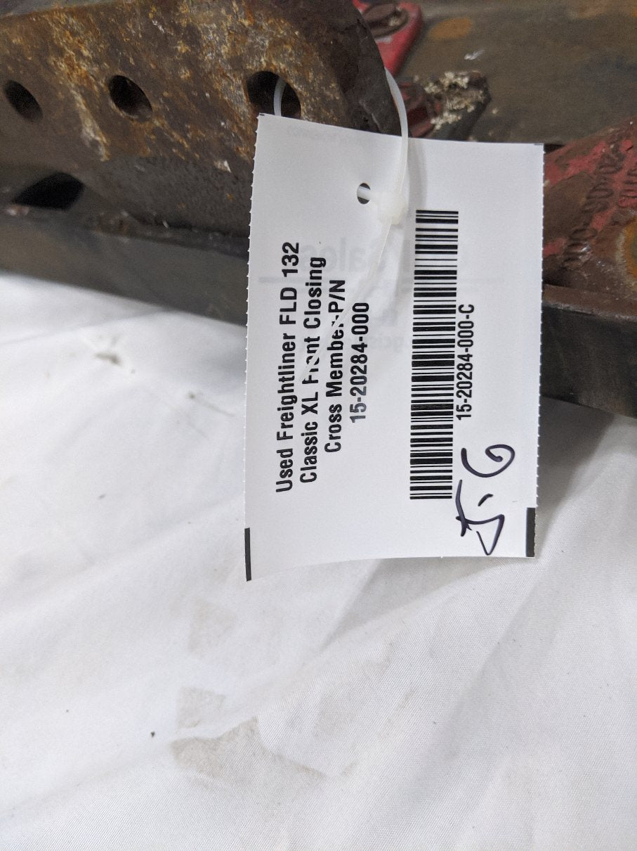 Freightliner FLD 132 Classic XL Cross Member | 15-20284-000