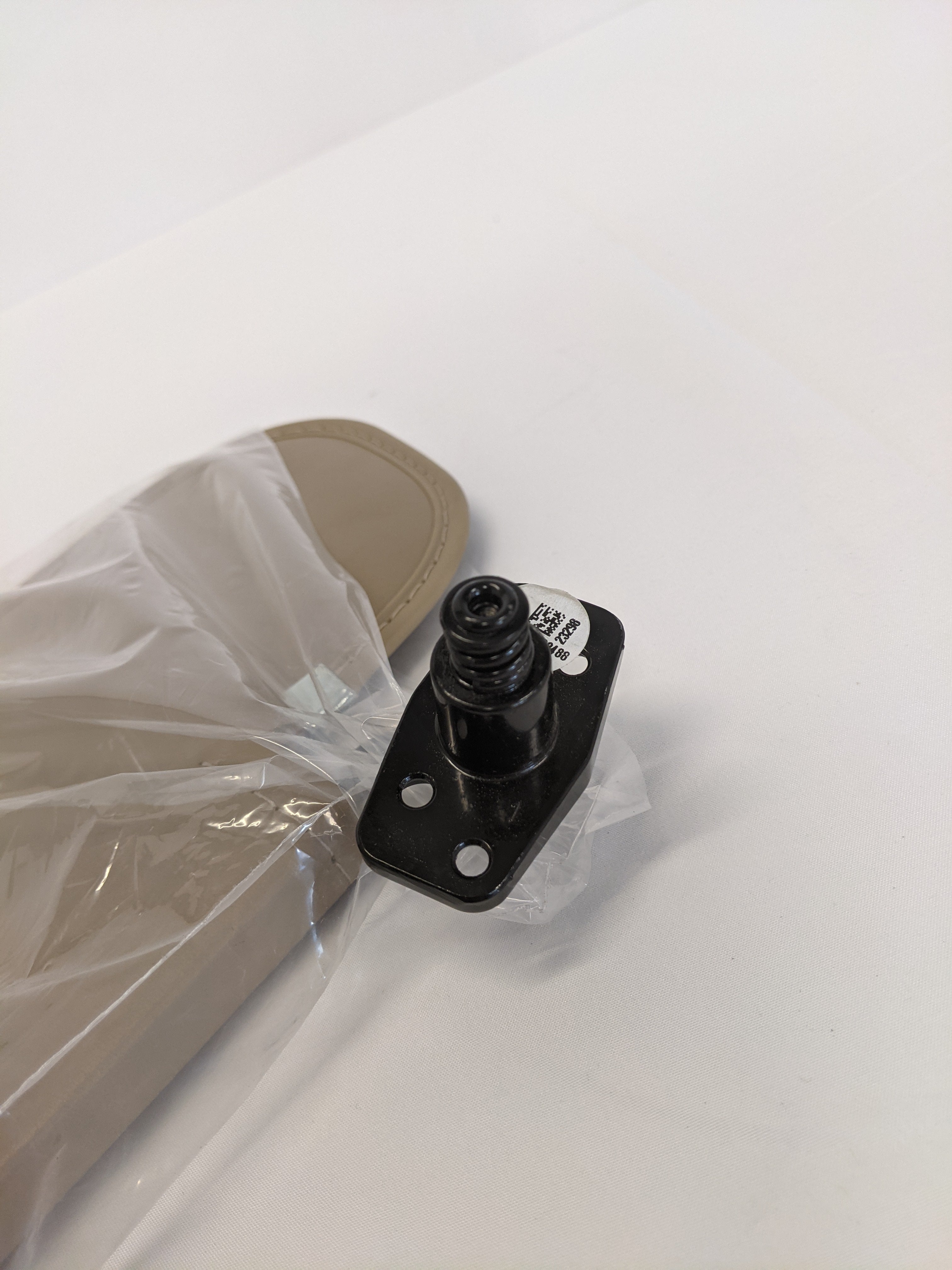 New Freightliner Flex Right Hand Side With Mirror Sun Visor - P/N A22-68488-005 (10140147876156)