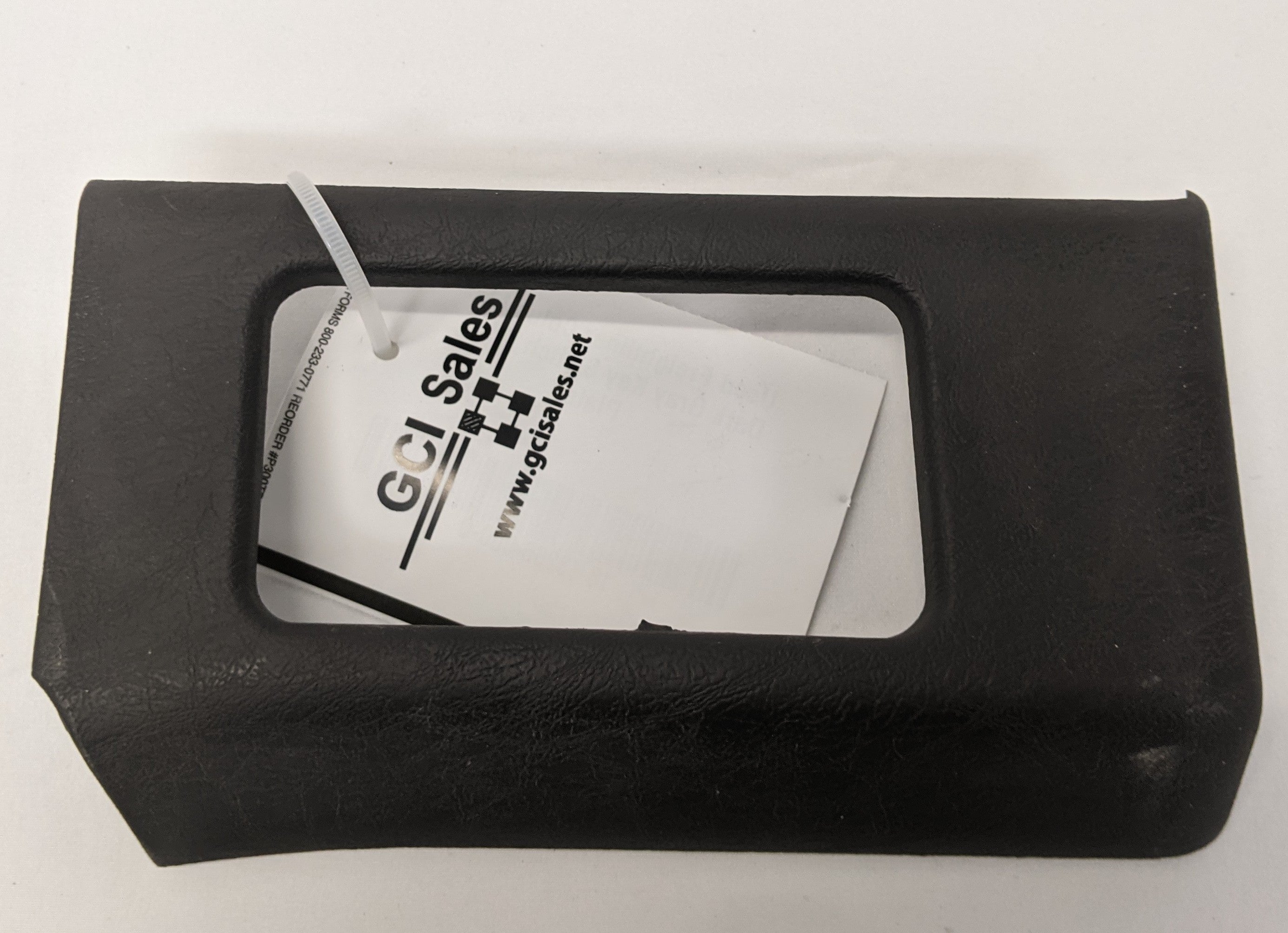 Used Freightliner Columbia Dark Gray Key Switch Trim Plate - P/N 18-43266-000 (10042162839868)