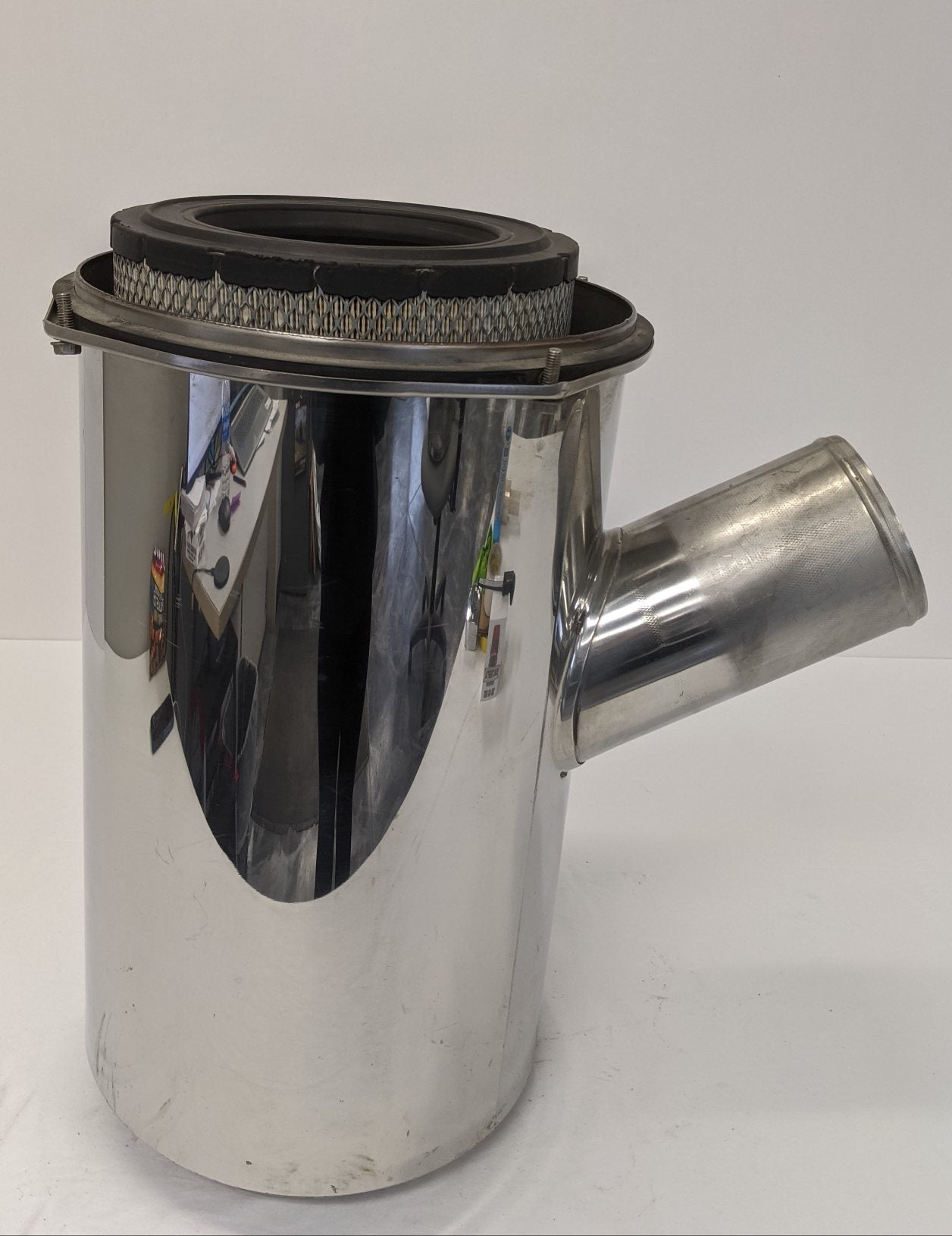 *Dented* Freightliner FLD Classic LH 13" Engine Air Cleaner - P/N 03-24352-000 (10019495805244)