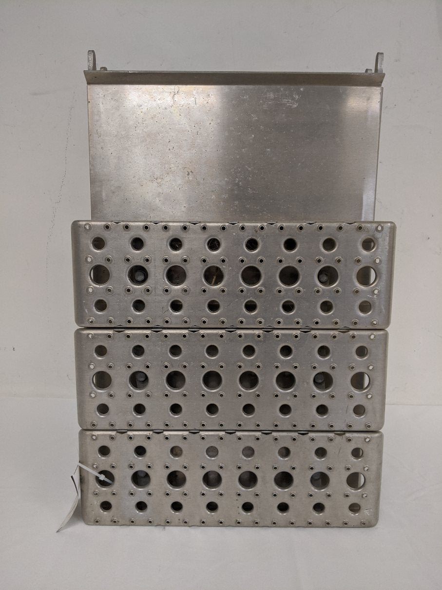 Lionel - 2328-35 Underframe – Battery Box Cover EX Condition Lionel - 2328-35 Underframe – Battery Box Cover EX Condition