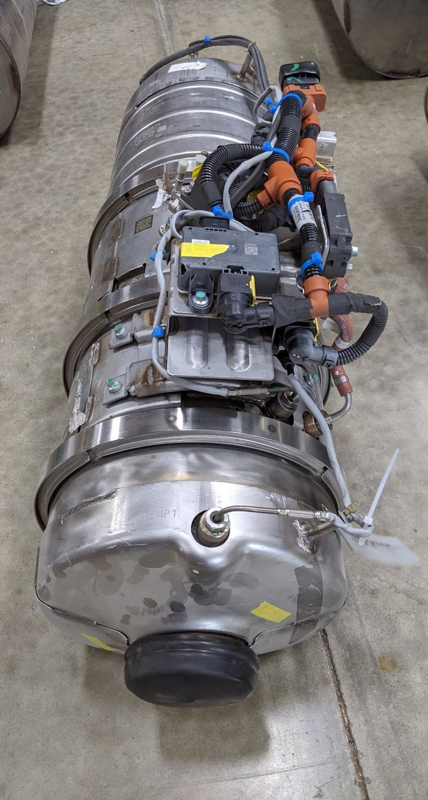 Damaged OEM Cummins Aftertreatment ISB 2017 ASSY P/N CUMA054Z436