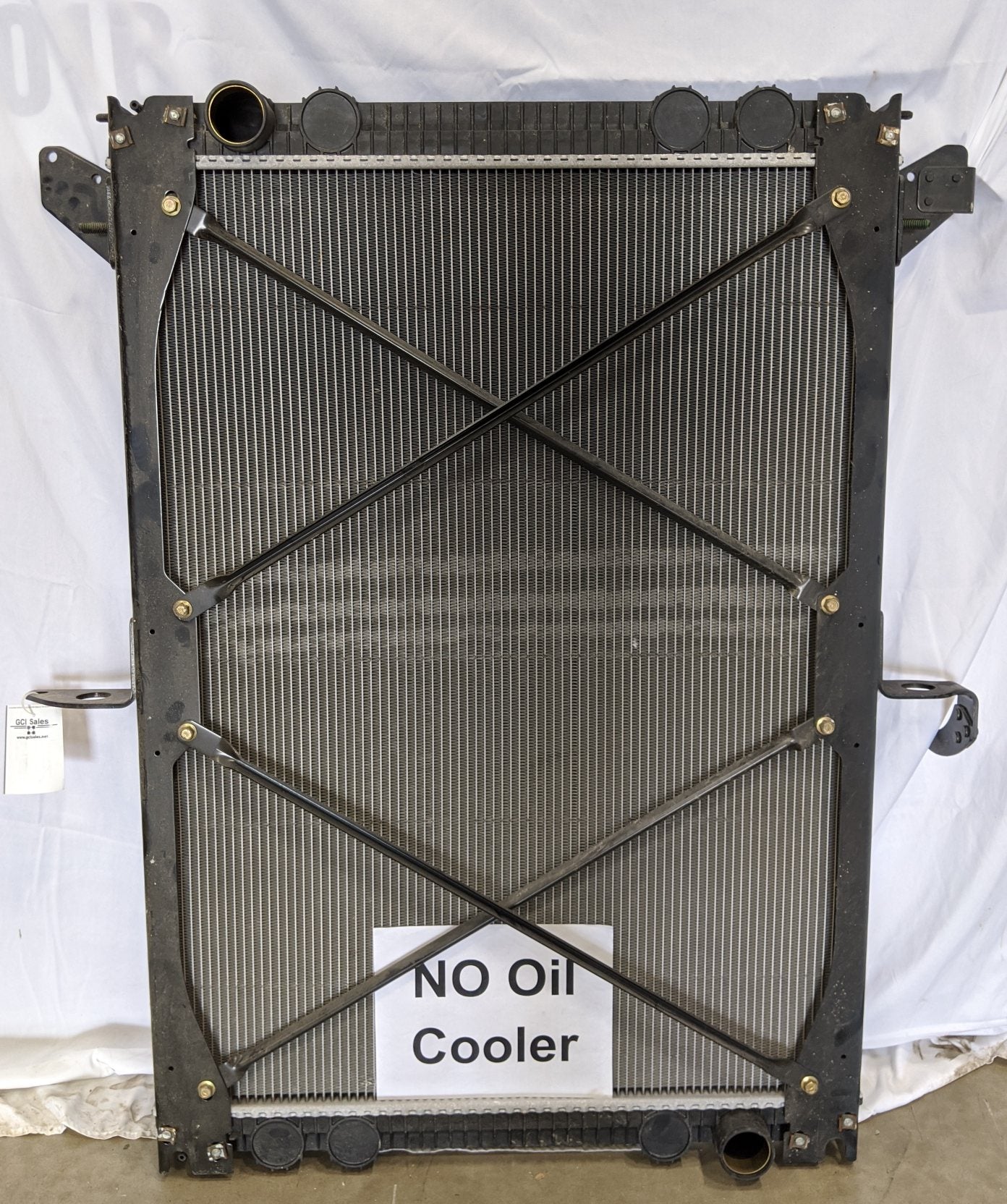 Freightliner 41 3/4" x 31 1/2" x 2" Radiator w/o Oil Cooler - P/N BHT U3701001 (9701325537596)