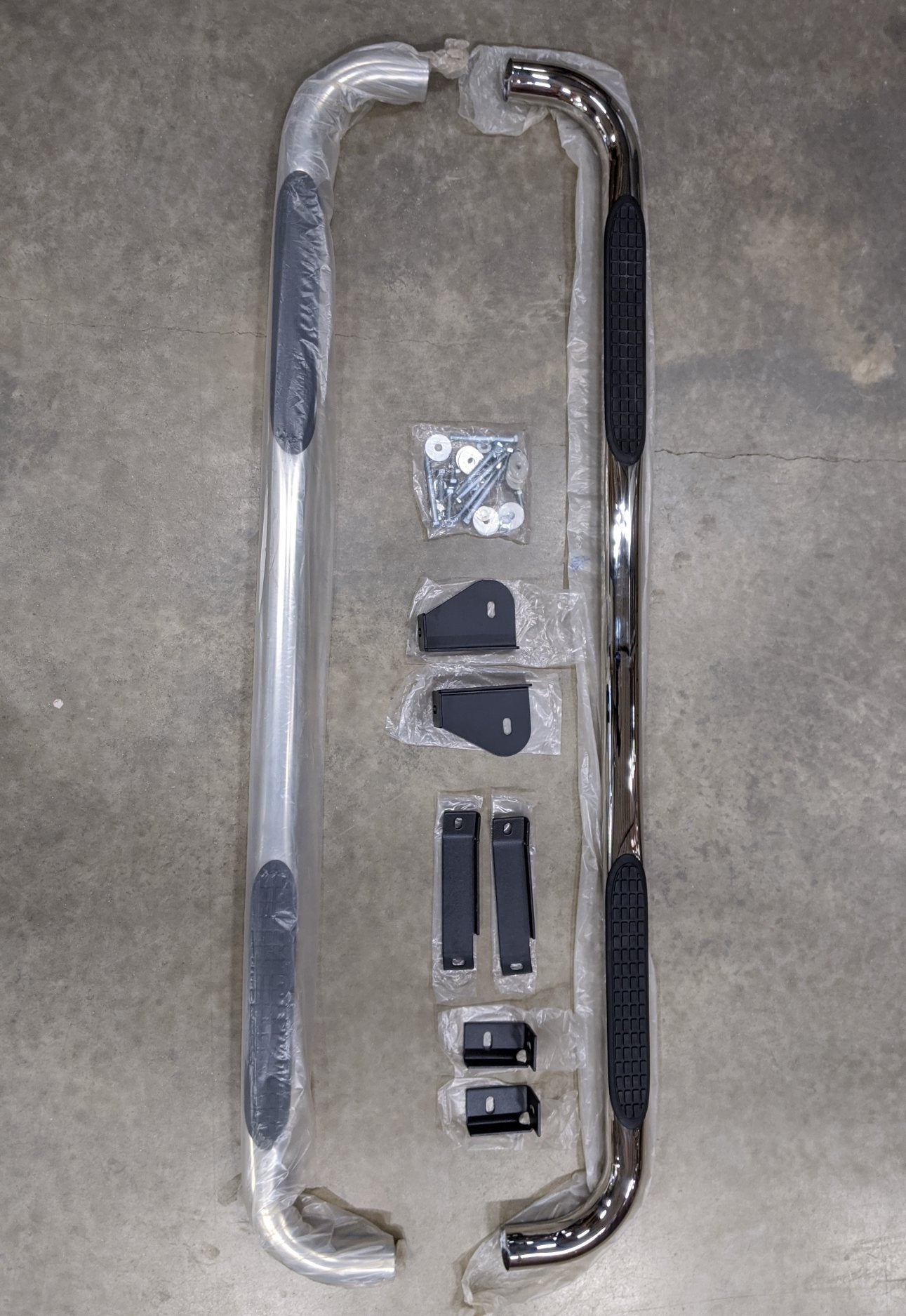 New 2001-2009 Chevy Silverado / Sierra 3" Dia. Side Bar Kit - P/N: 1112117011 (9882712572220)