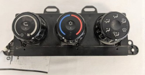 Freightliner Temperature Control HVAC - P/N A22-73670-000 (4017860902998)