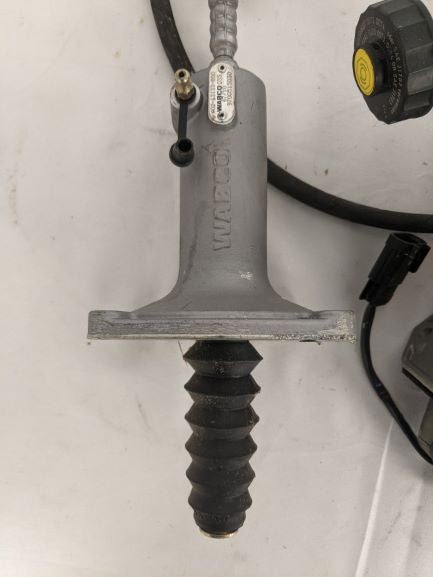 Used Wabco 194 MM Hydraulic Clutch Pedal - A02-13074-007 (9580126110012)