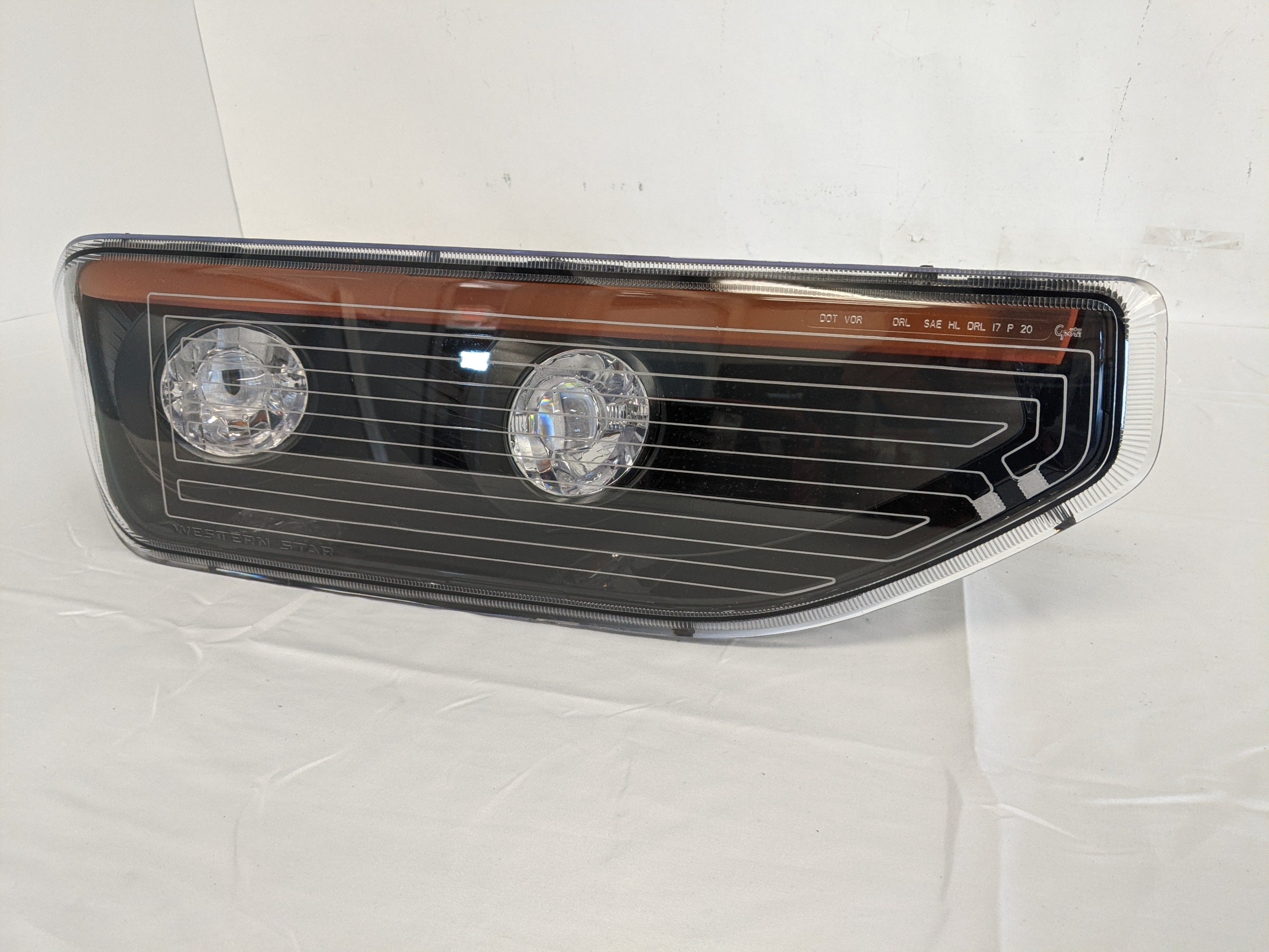 Used Western Star RH Heated Amber LED Headlamp - P/N: A66-22327-007 (8343839375676)