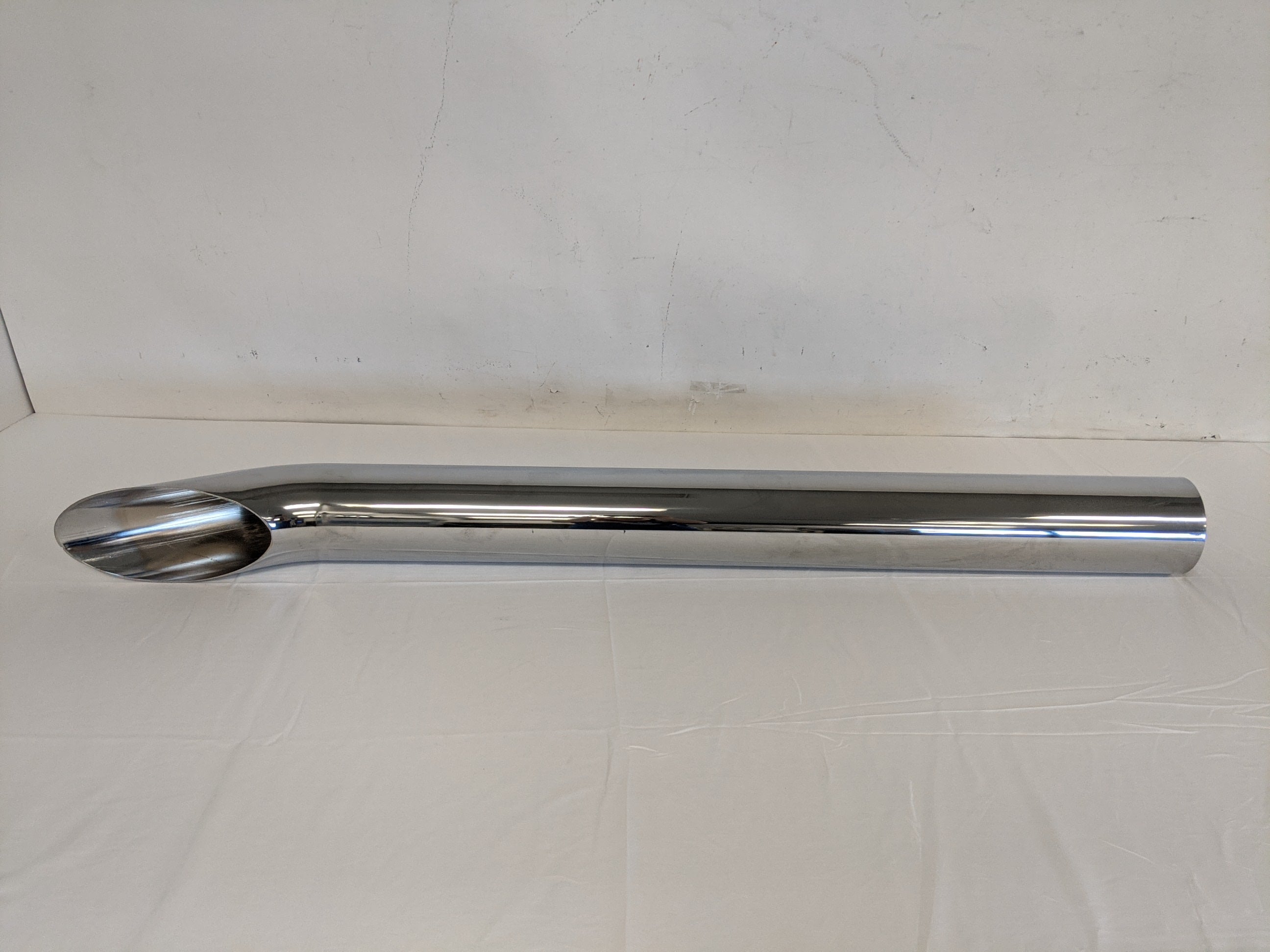 Freightliner 5 Inch Curved Stack Exhaust Pipe - P/N 04-31811-056 (8478592401724)