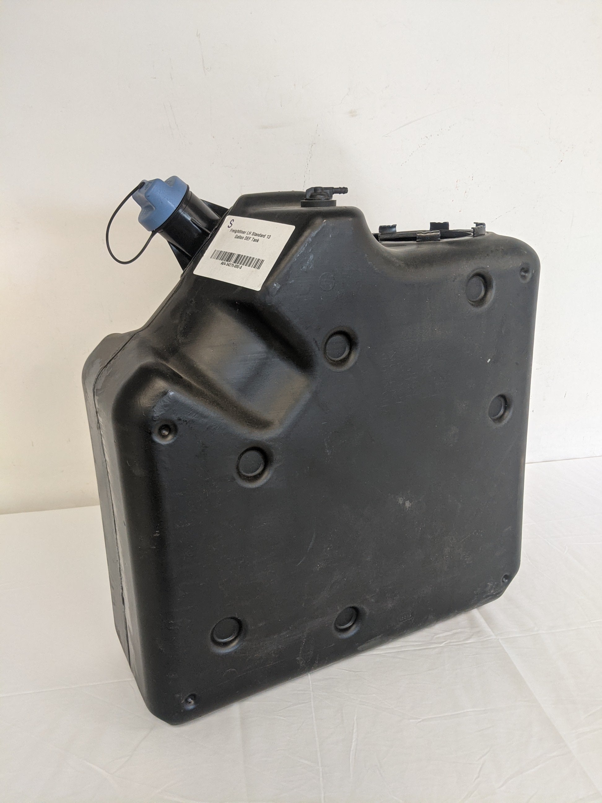 Freightliner LH Standard 13 Gallon DEF Tank - P/N A04-34275-000 (8395617665340)