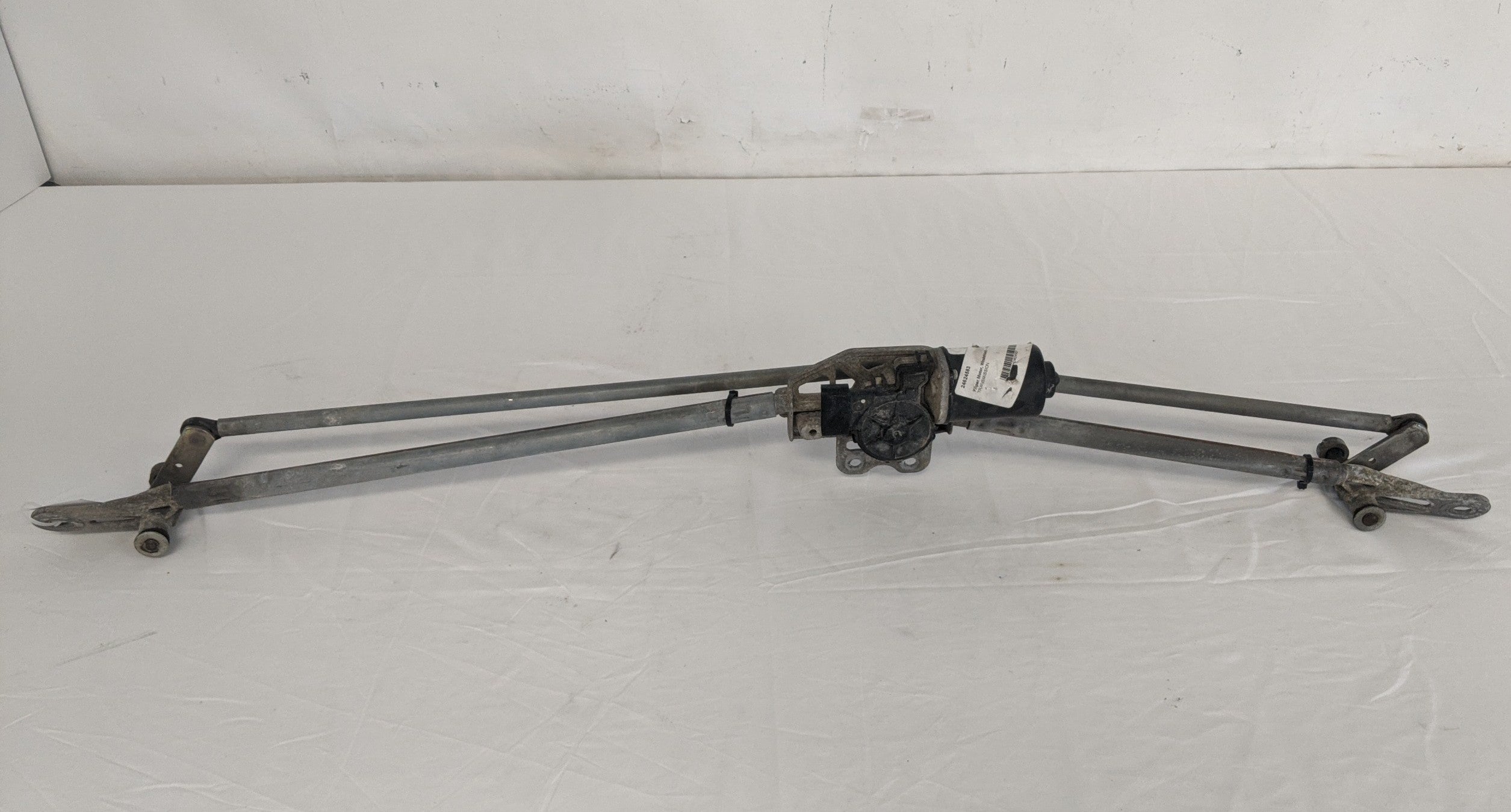 Used Freightliner Windshield Wiper Linkage & Motor Assy - P/N A22-60959-000 (8392554643772)