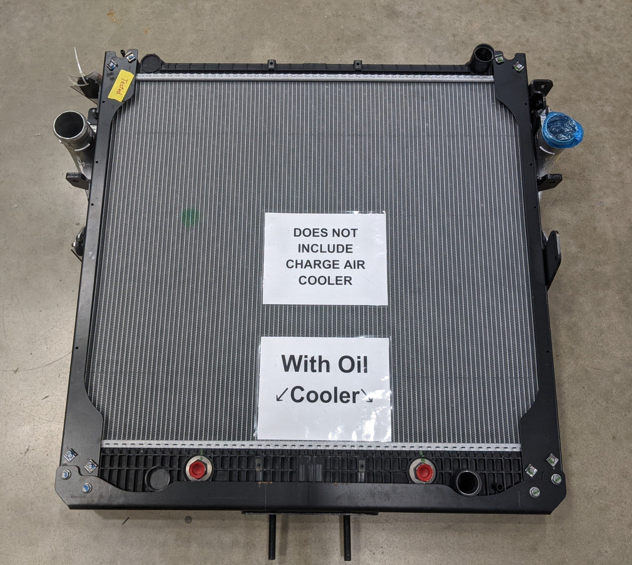 Damaged Freightliner 39 x 33½" Radiator Assembly - P/N: CD461004 (8475817378108)