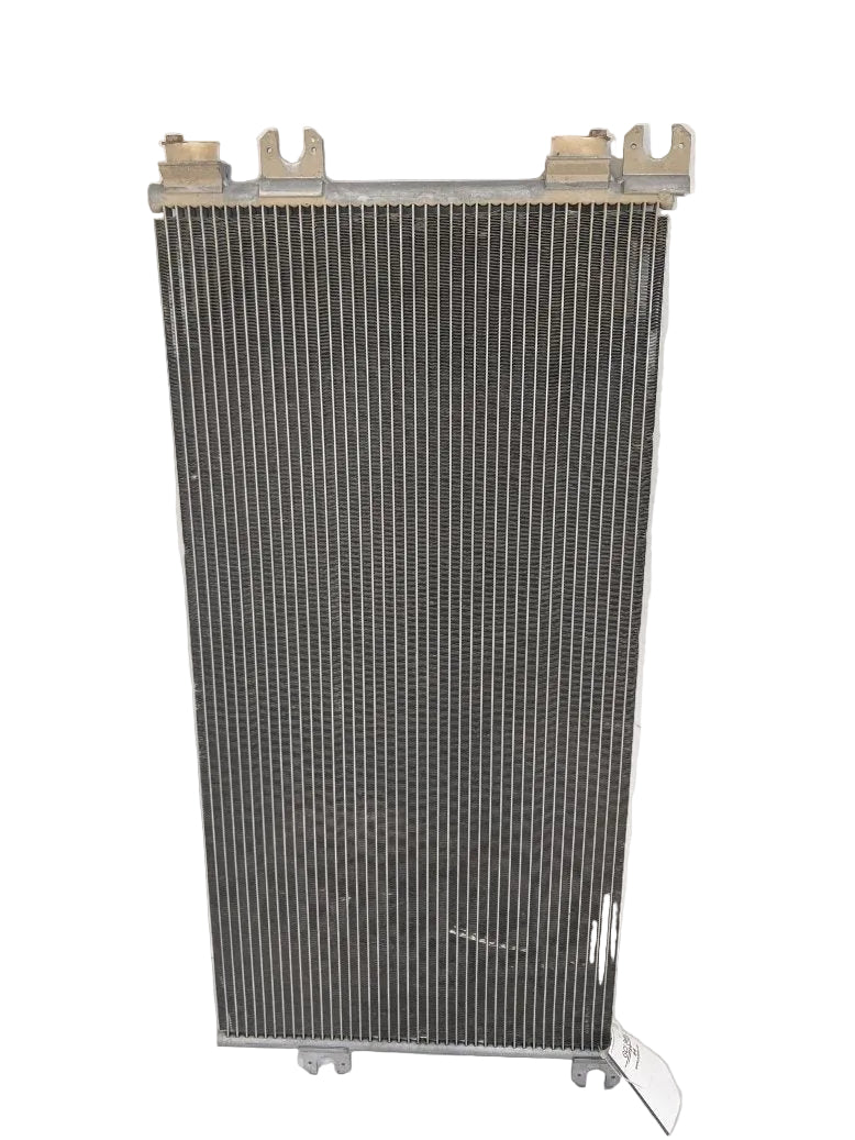 Freightliner 31¾" x 16" Condenser Assembly - P/N: P41615 (8497224548668)