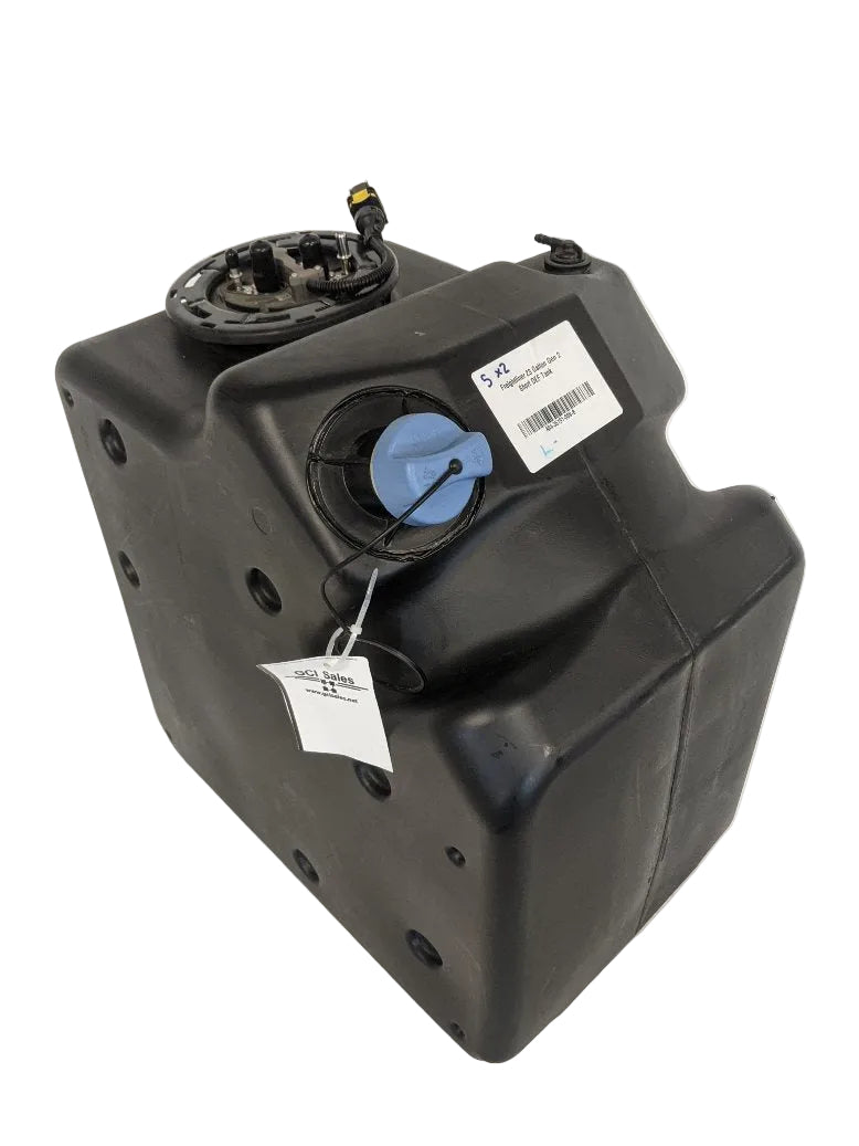 Freightliner 23 Gal DEF Tank P/N A04-35191-009 & Header P/N 04-31353-005 (8509169107260)