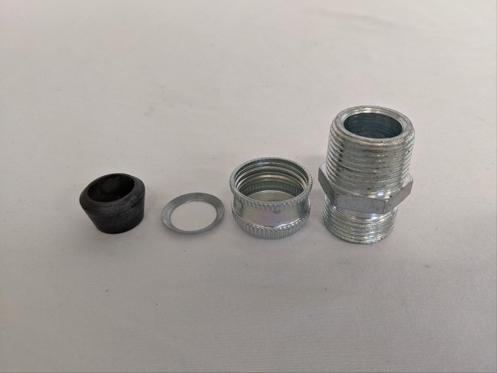 その他 RT-54695 Crouse-Hinds Steel Cable Gland Connector - P/N CGB295