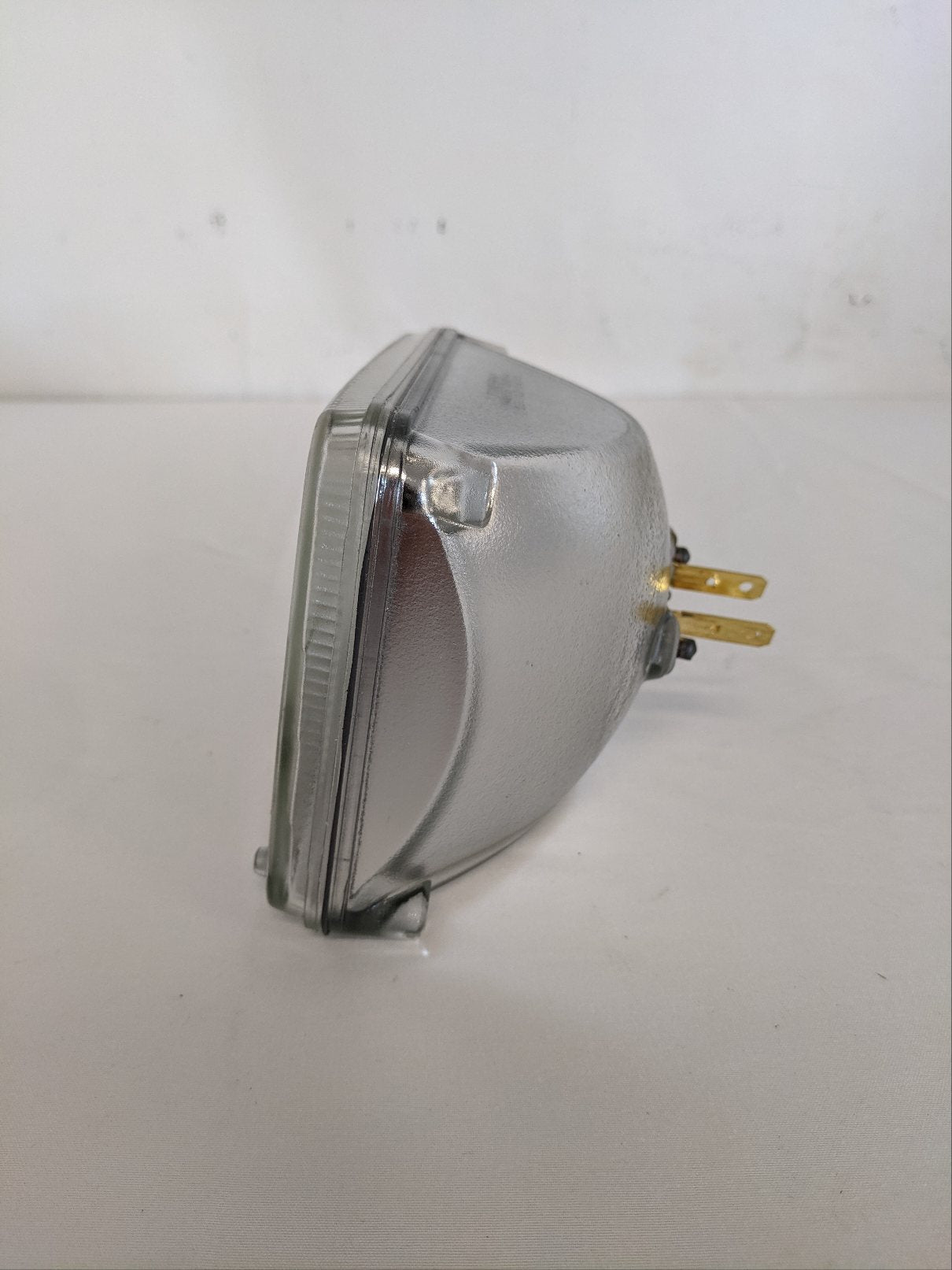 Tungsram 4 ¼" x 6 ½" 12 V Sealed Beam Halogen Headlight - P/N H4656 (8758681207100)