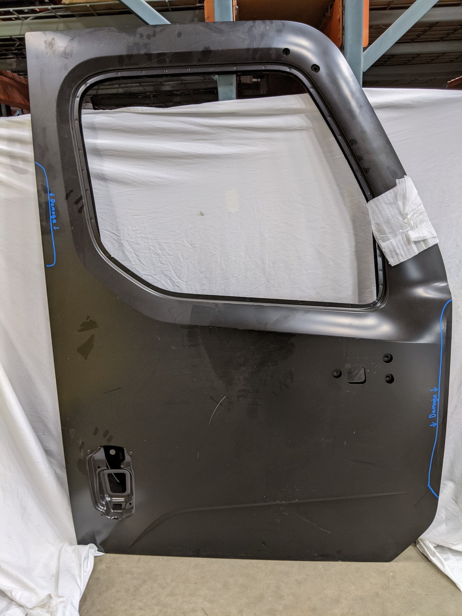 Damaged Western Star 47X / 49x RH Door Shell - P/N A18-72521-001 (8755037274428)