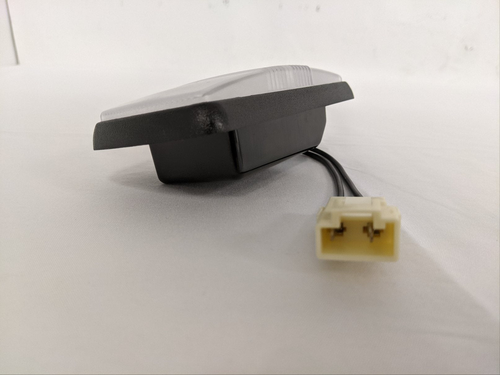 Grakon Interior Courtesy Lamp - P/N 86401-3421 (8832224788796)