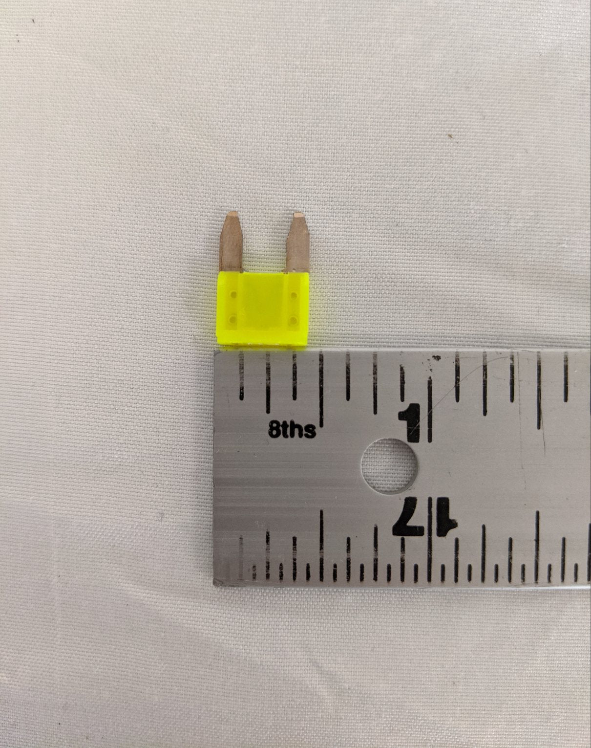 *Lot Of 22* 20 AMP Mini Electrical Cartridge Fuse - P/N 23-12537-020 (8847279456572)