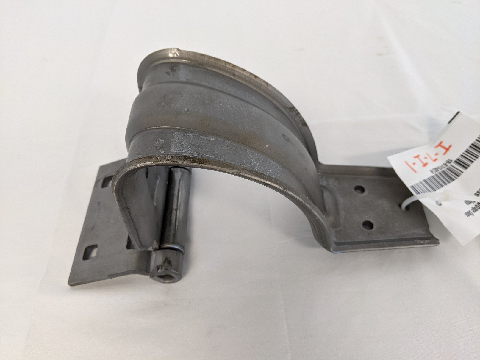 Freightliner Baggage Door Access Hinge - P/N 18-67415-002 (8844363333948)