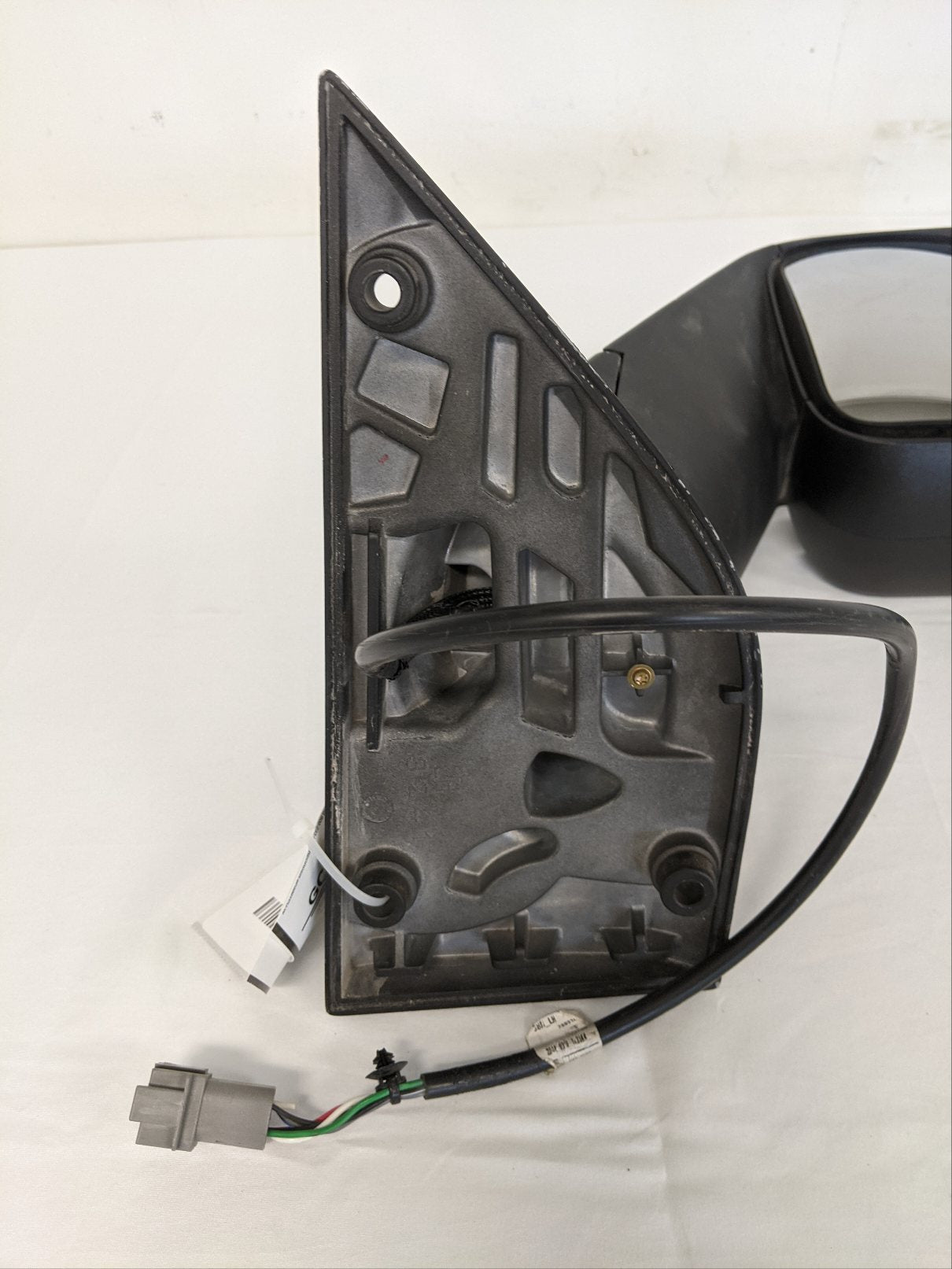 Damaged Freightliner Cascadia P4 LH Black Primary Mirror - P/N A22-78606-000 (8847911977276)