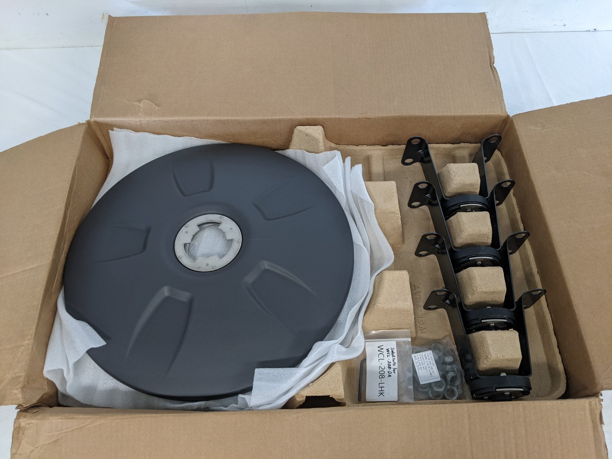 Flow Below™ Narrow Dual Gray Wheel Cover Kit - P/N A22-74255-040