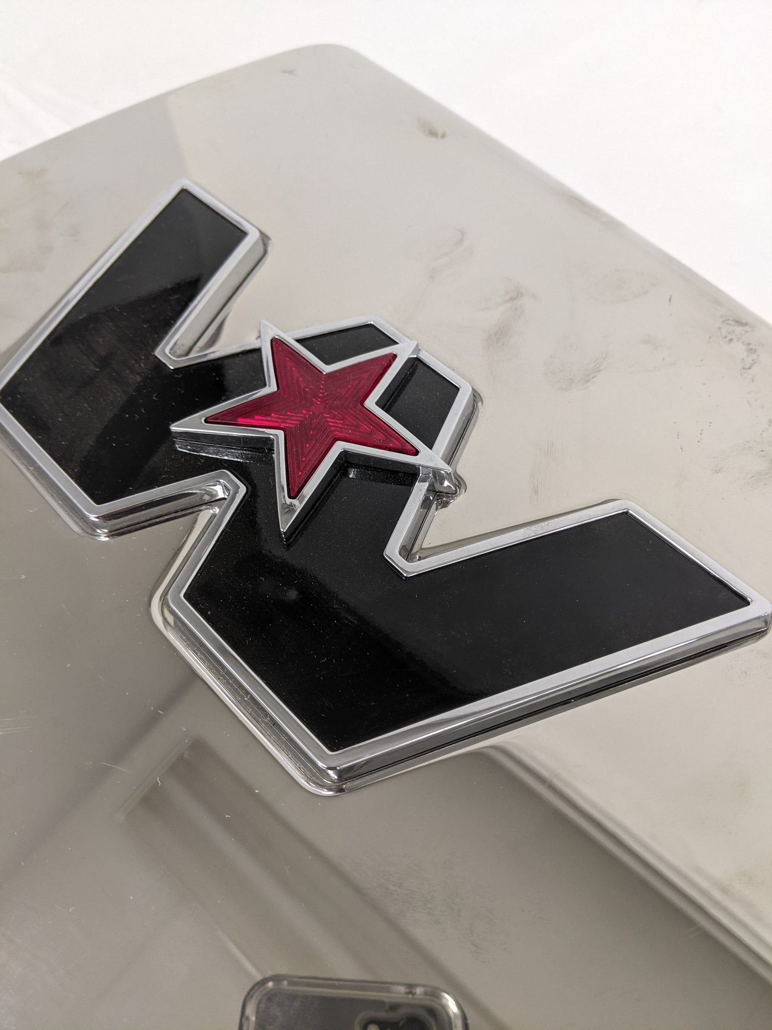 Used Western Star RH Hood Mounted Air Intake W/ Light - P/N A17-21823-005 (8027349778748)