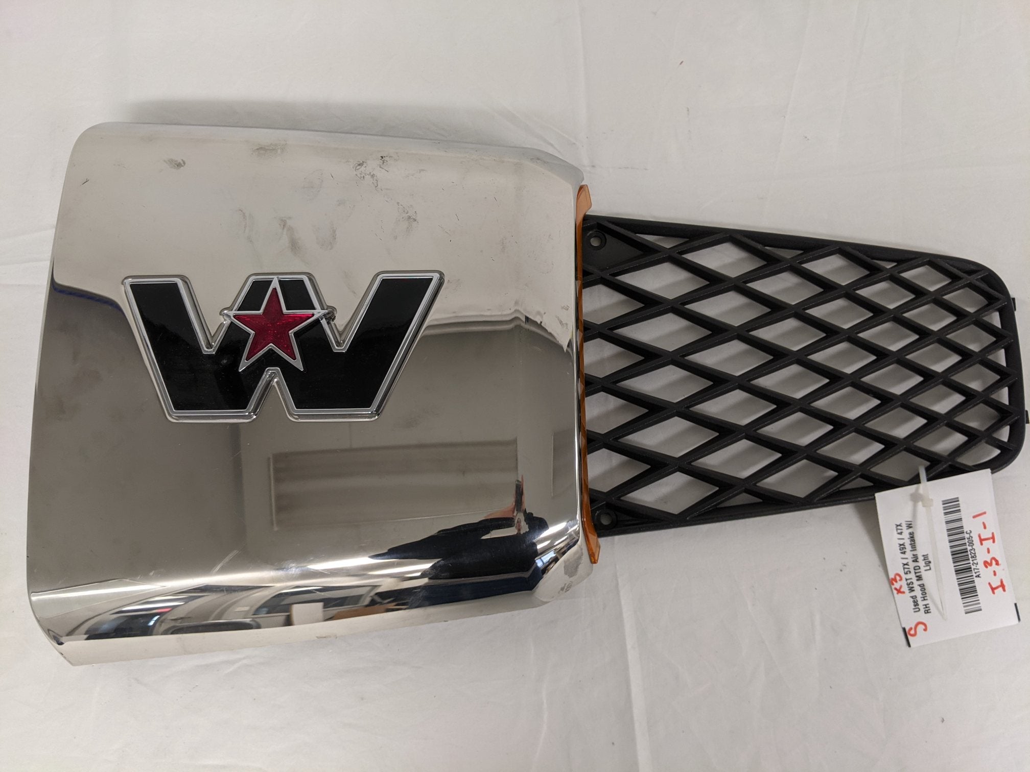 Used Western Star RH Hood Mounted Air Intake W/ Light - P/N A17-21823-005 (8027349778748)
