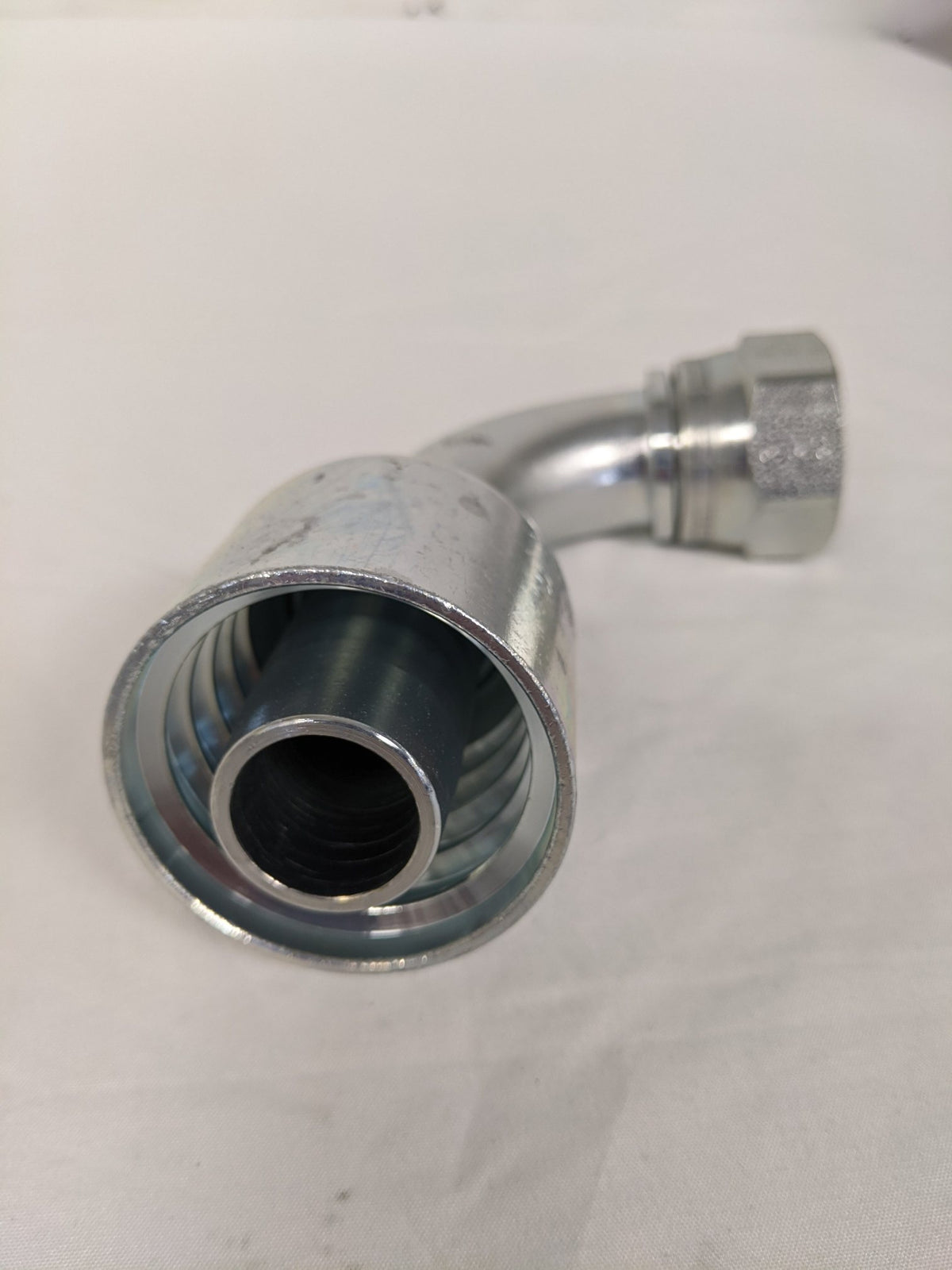 *Lot Of 2* Parker 90° Elbow Short Drop Hydraulic Hose Fitting - P/N 13971-16-16 (9051491041596)
