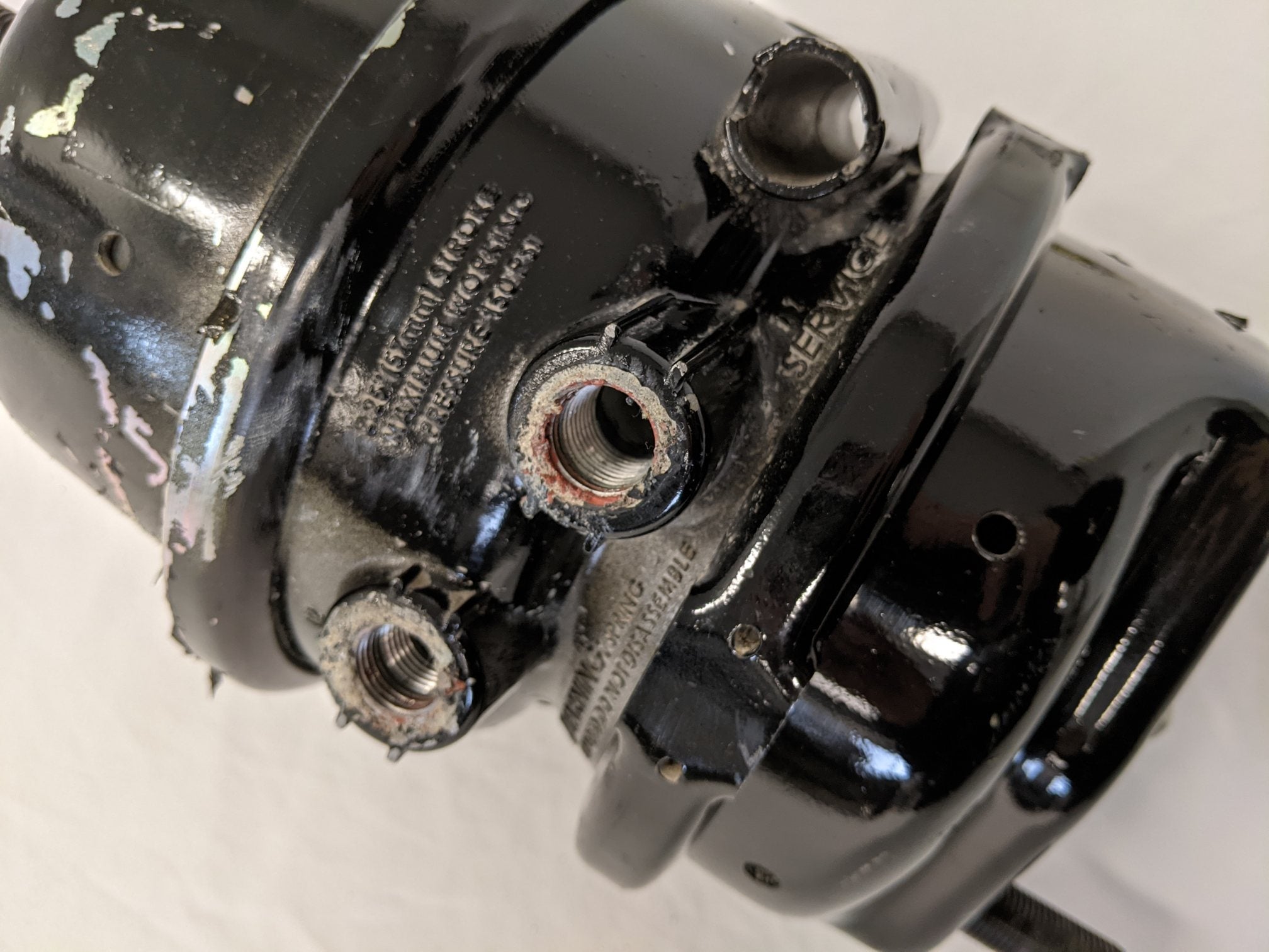 Used Bendix 18/24 2¼" Stroke ADB Brake Chamber - P/N K065541 (4633894256726)