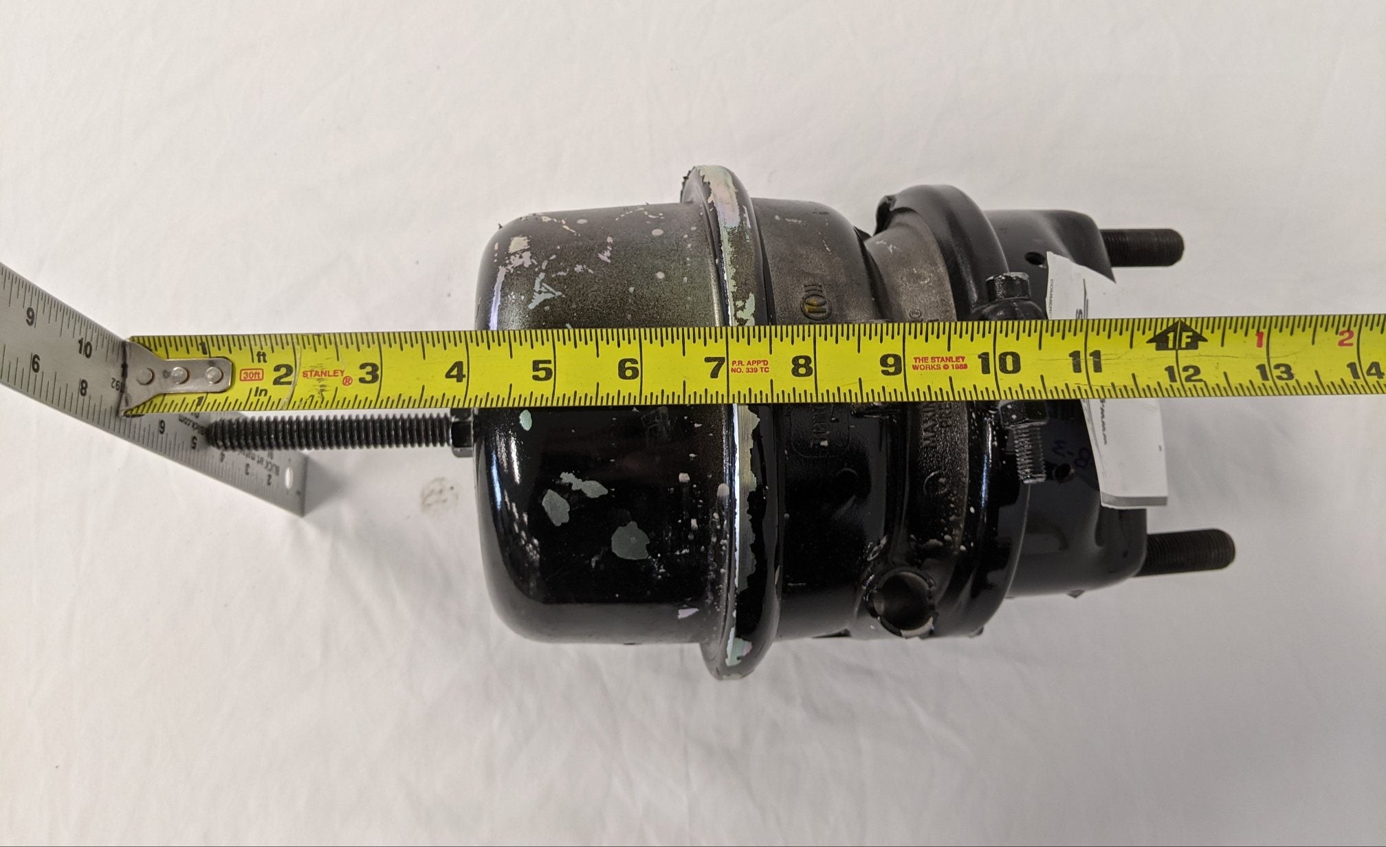 Used Bendix 18/24 2¼" Stroke ADB Brake Chamber - P/N K065541 (4633894256726)