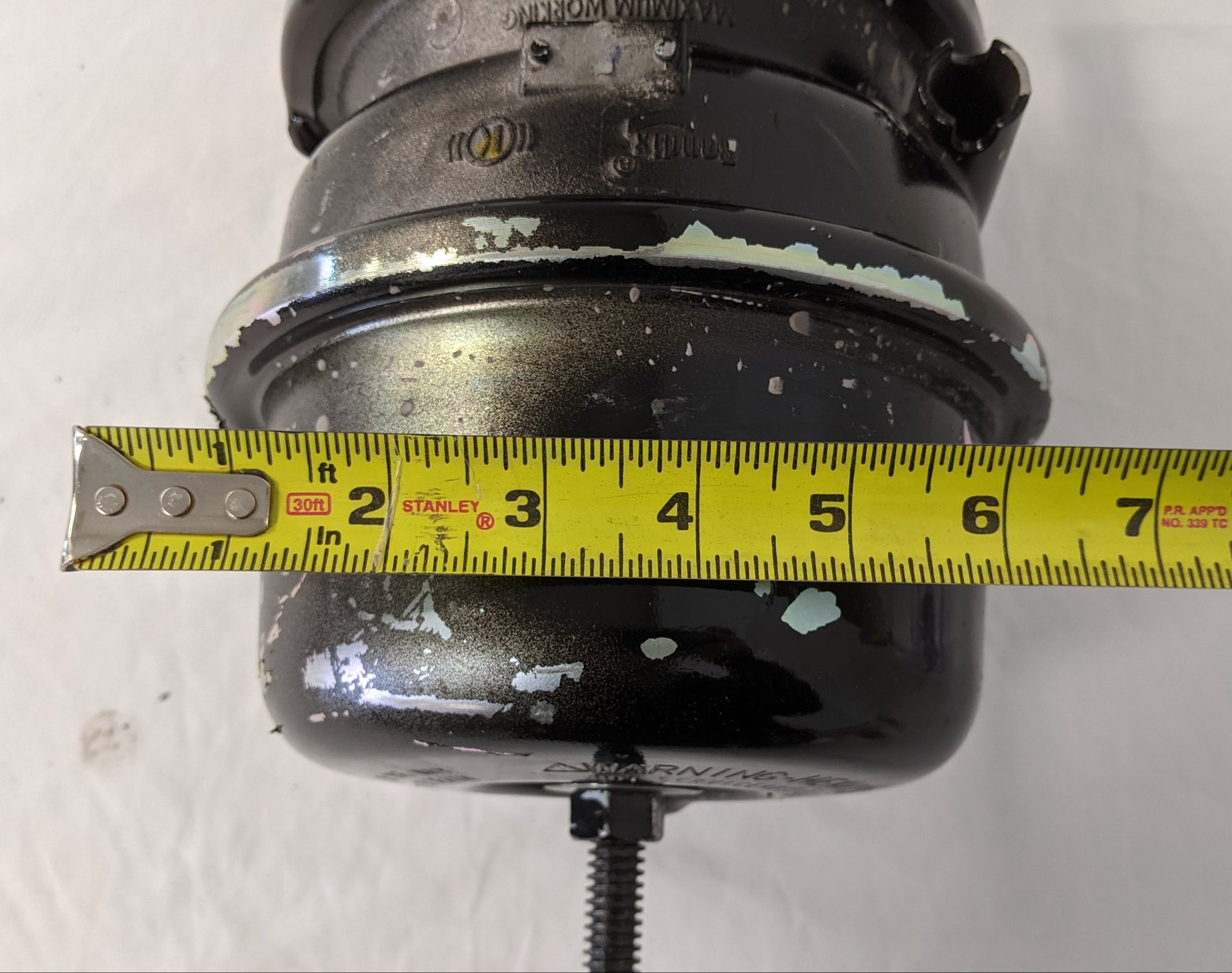 Used Bendix 18/24 2¼" Stroke ADB Brake Chamber - P/N K065541 (4633894256726)