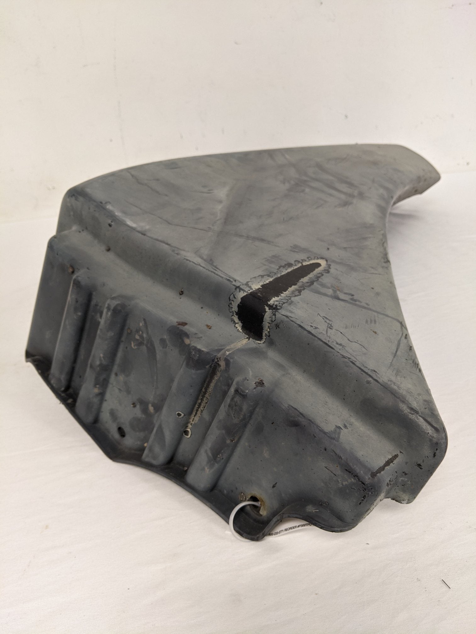Used Freightliner Cascadia P3 125 LH Front Fender - P/N 22-60984-000 (9097711747388)