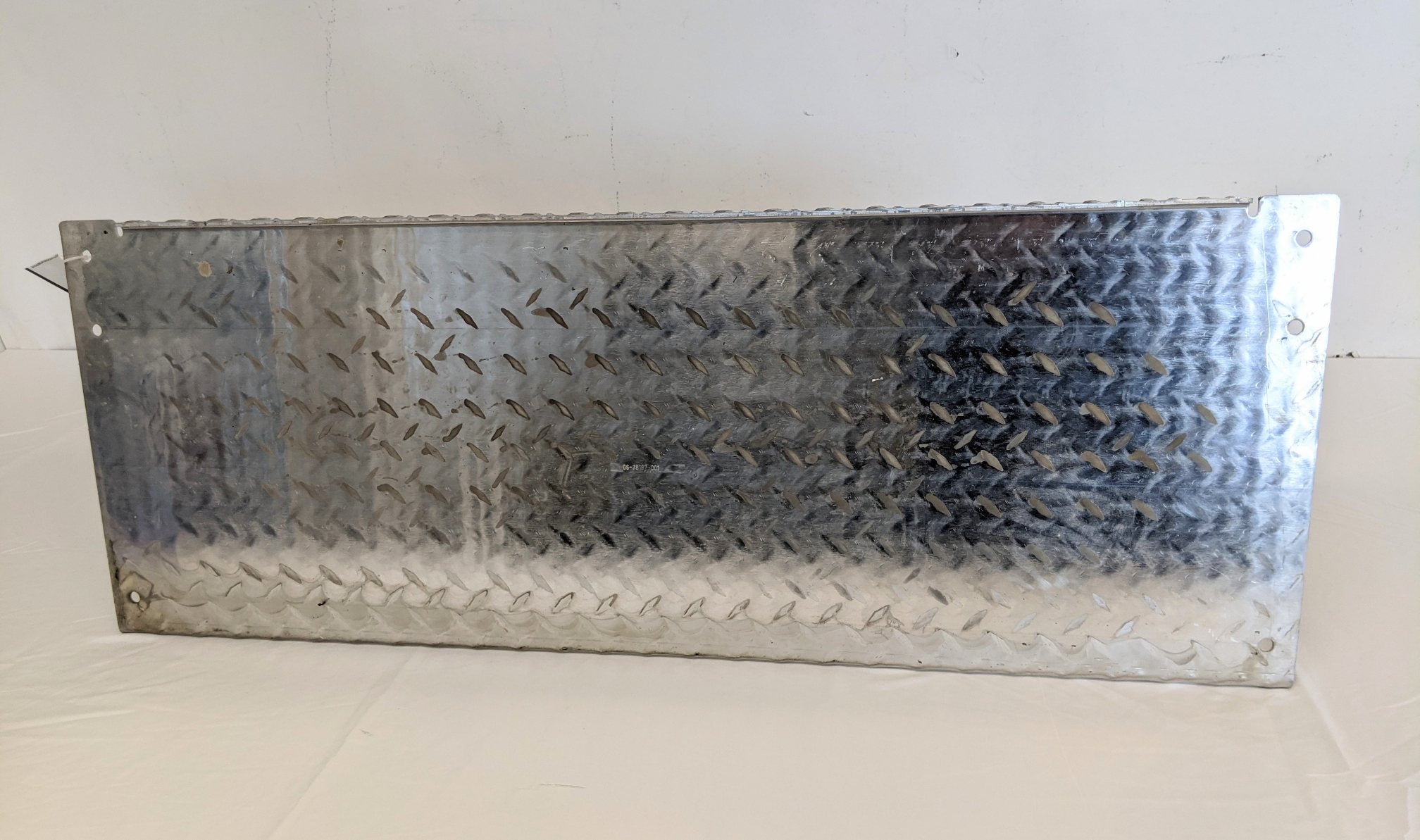 Freightliner 36" x 13 ¼" Combo Battery Box Face Plate Cover - P/N 06-78187-001 (9112183570748)