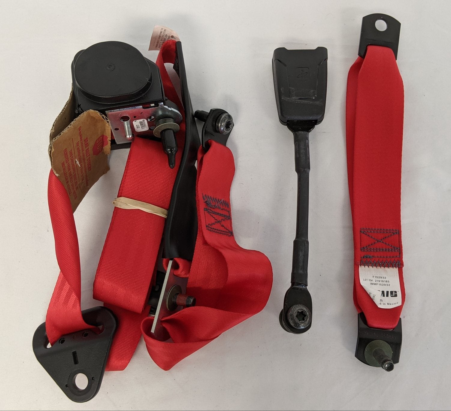 Freightliner Cascadia IMMI RH Red Air Ride Seat Belt P/N IMMF 152932