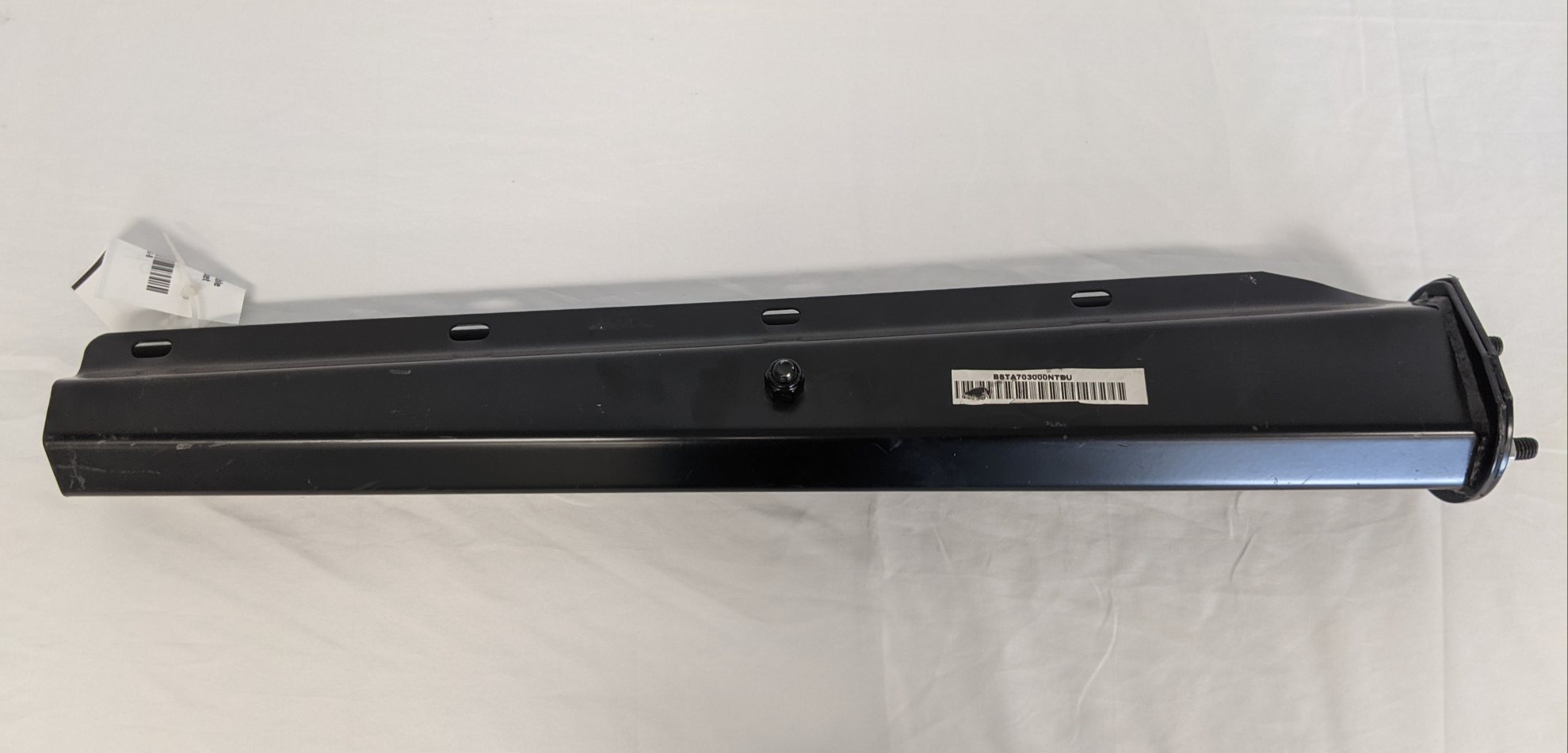 Betts Freightliner Reversible Straight Mud Flap Bracket - P/N BTS A703000NTBU (6539979128918)