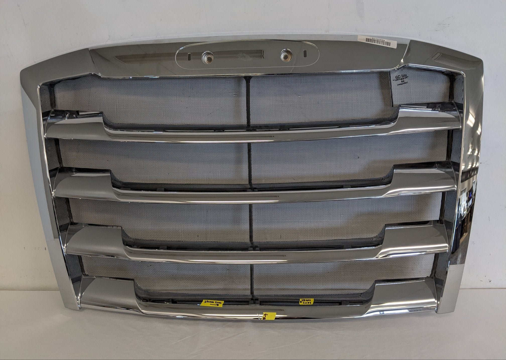 **Broken Bracket** Freightliner Cascadia P4 Chrome Grille - P/N A17-20832-016 (9168224977212)
