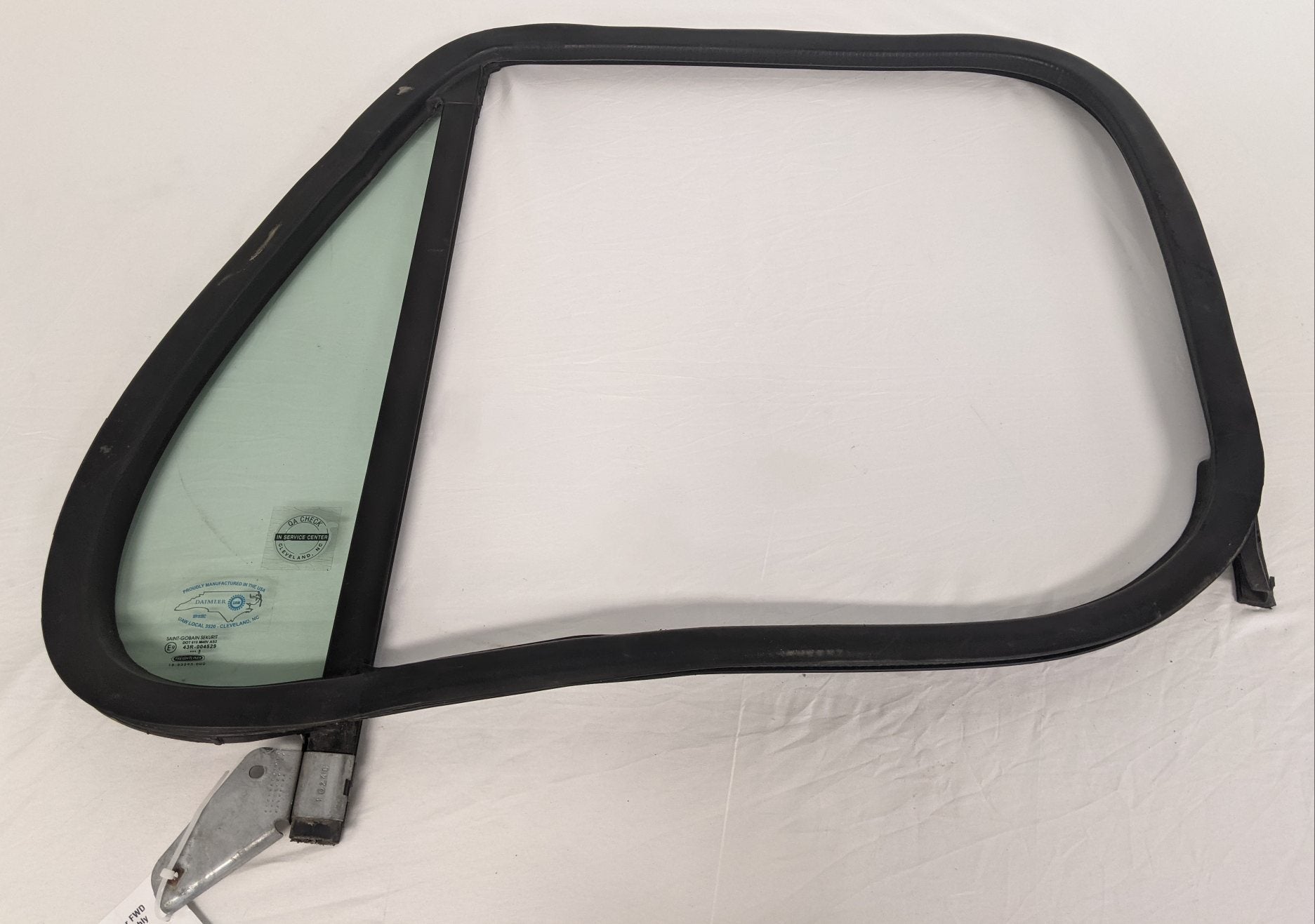 Freightliner LH Door FWD Side Glass Window Assy - P/N A18-53291-002