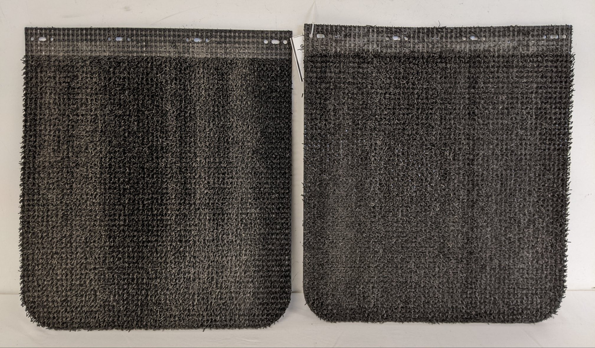 *Lot of 2* Used 27" R/L Straight Black Splash Guard Mud Flap - P/N 22-61643-203 (9202170167612)