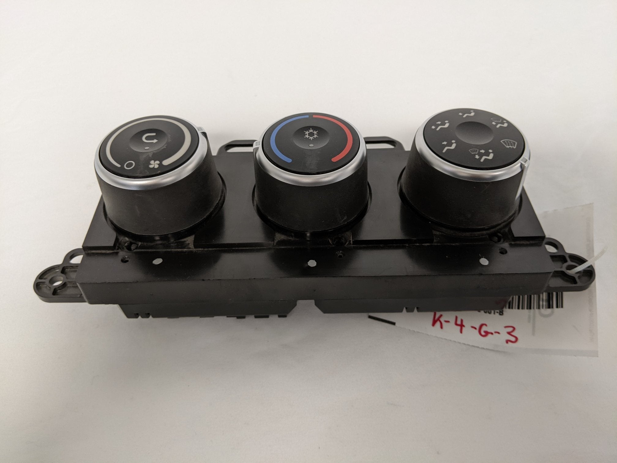 MAHLE HVAC Main Daycab Temperature Control - P/N A22-73670-001 (4017876369494)